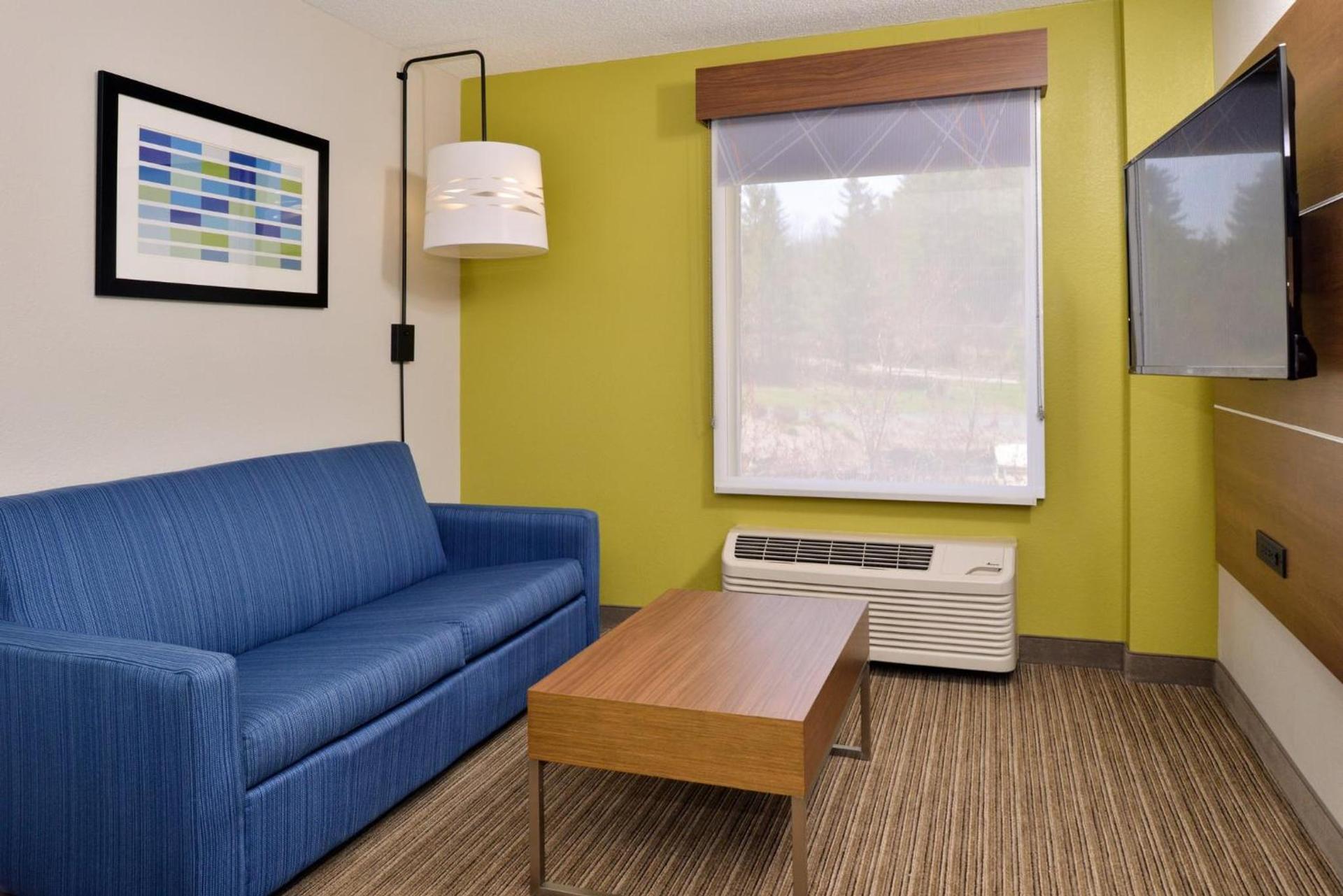 Holiday Inn Express Blowing Rock South, an IHG Hotel photo 32