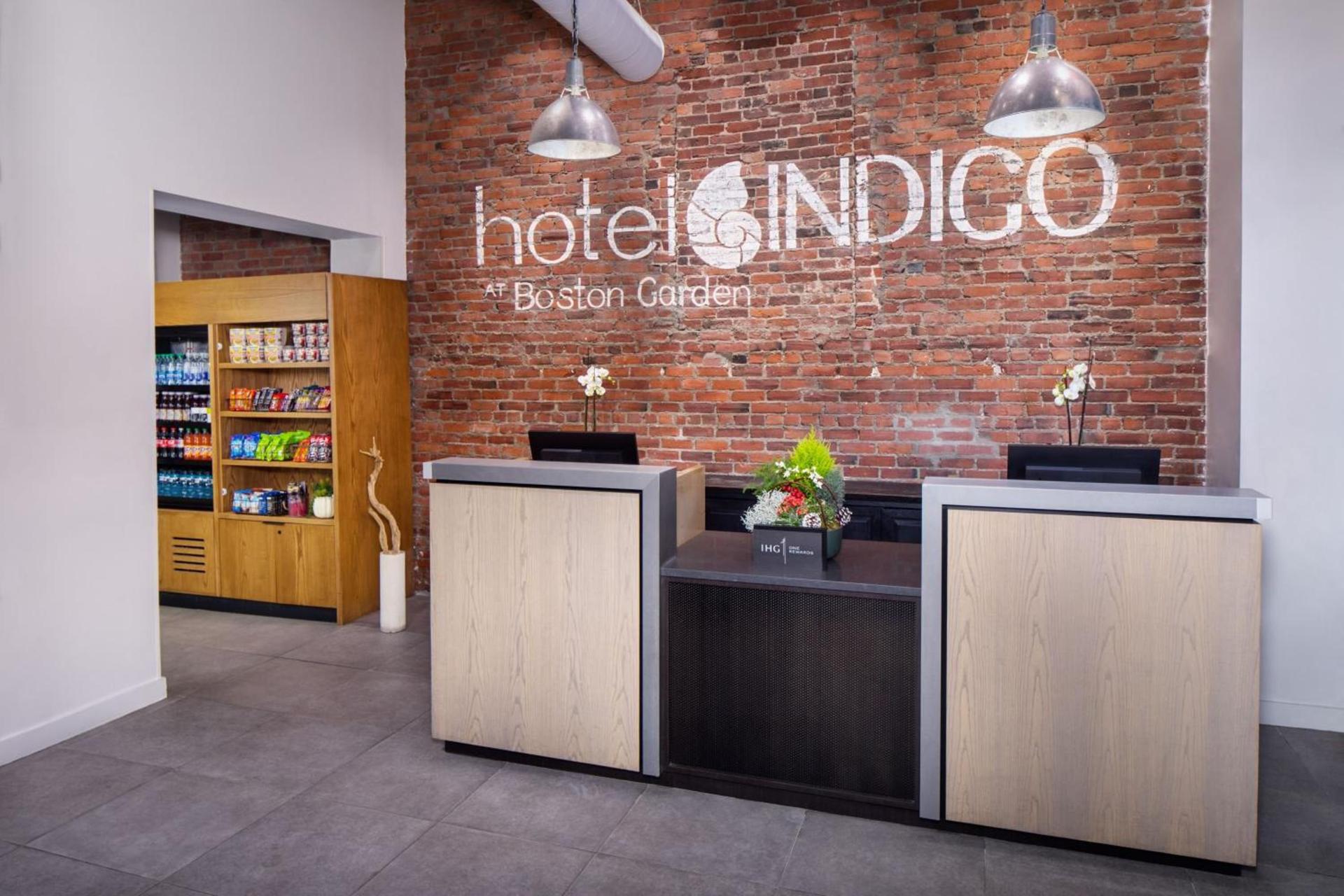 Hotel Indigo Boston Garden by IHG photo 42