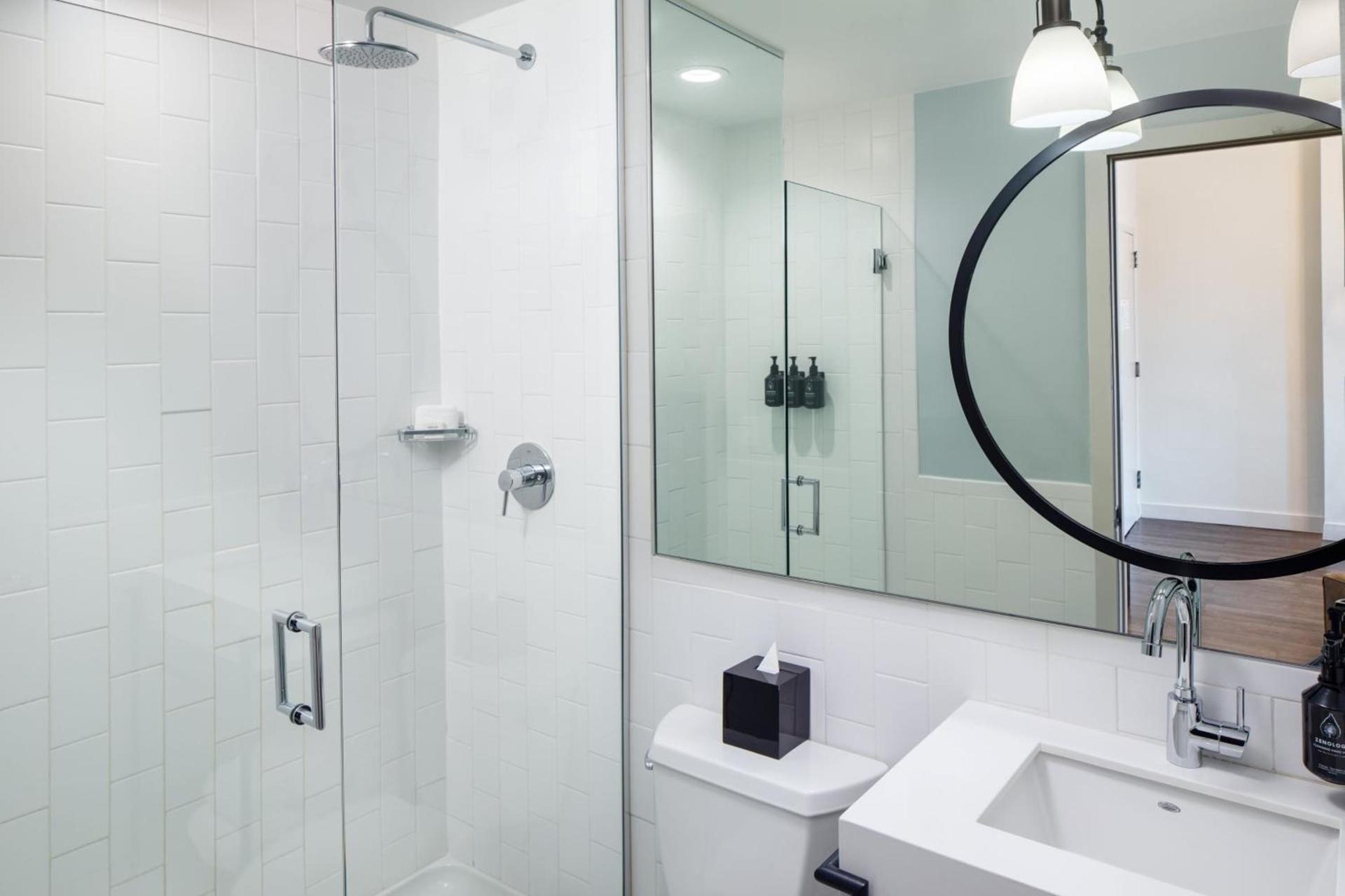 Hotel Indigo Boston Garden by IHG photo 90