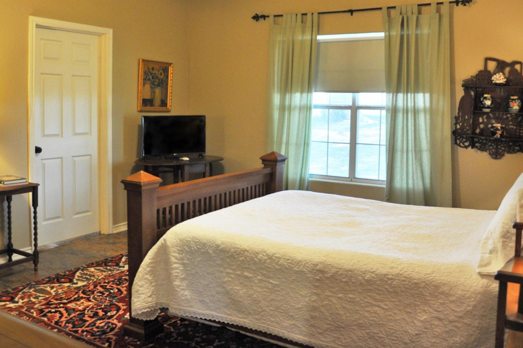 Inn at Indian Creek photo 21