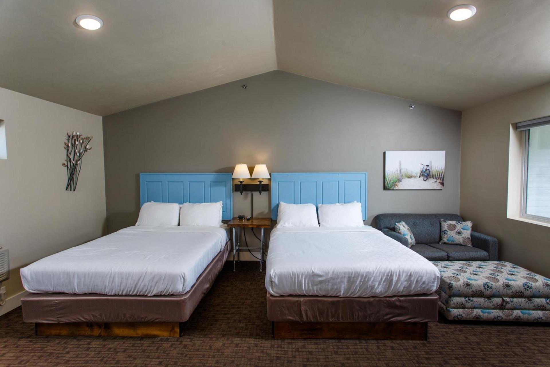 Julie's Park Cafe & Motel photo 54