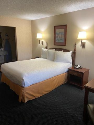 AmeriCoast Inn photo 23