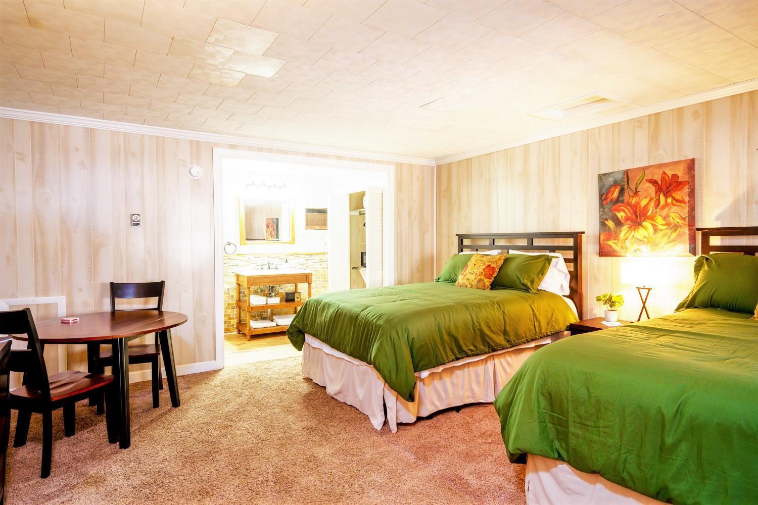 River Front Resort photo 16