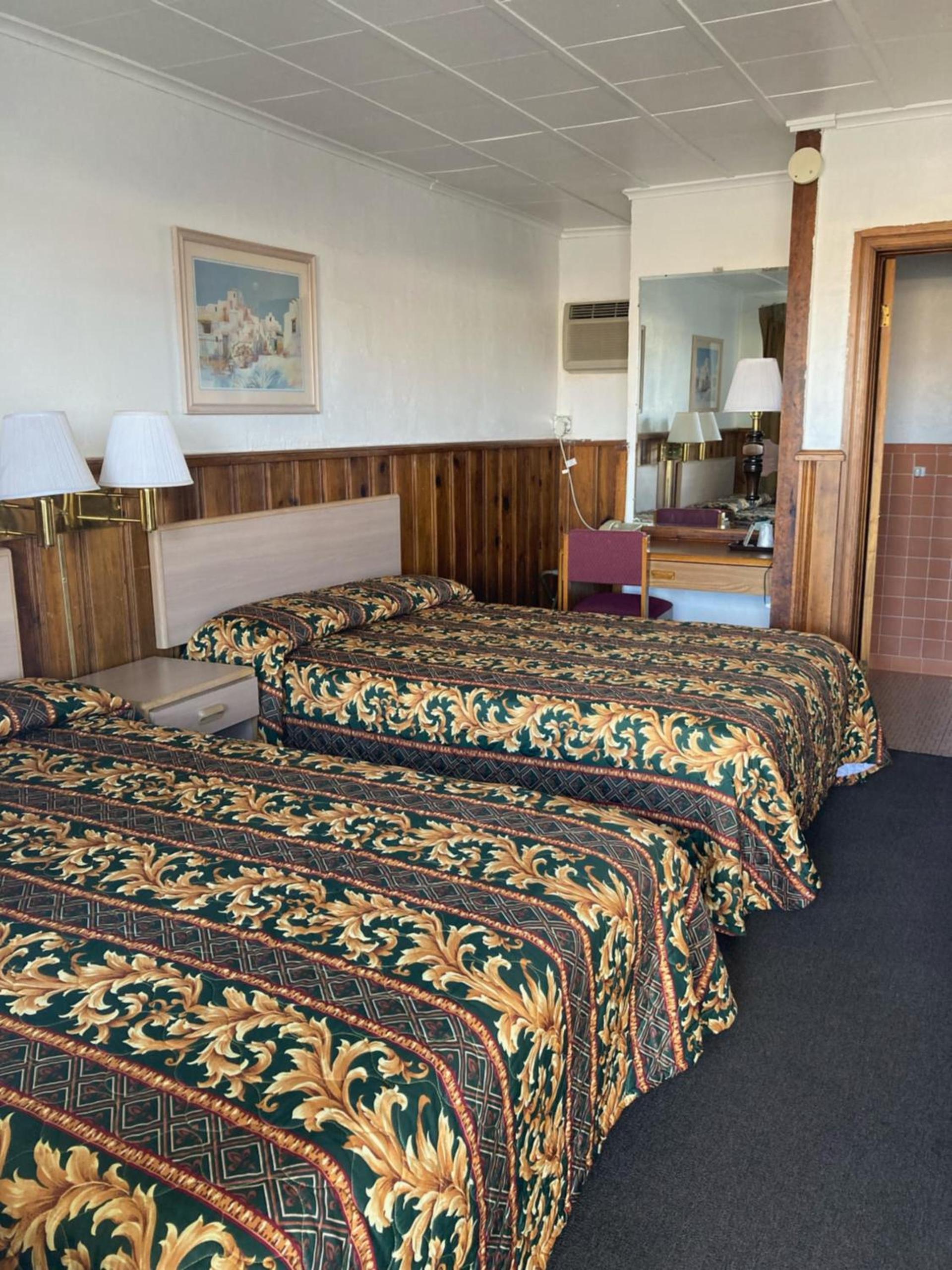 Value Inn photo 3