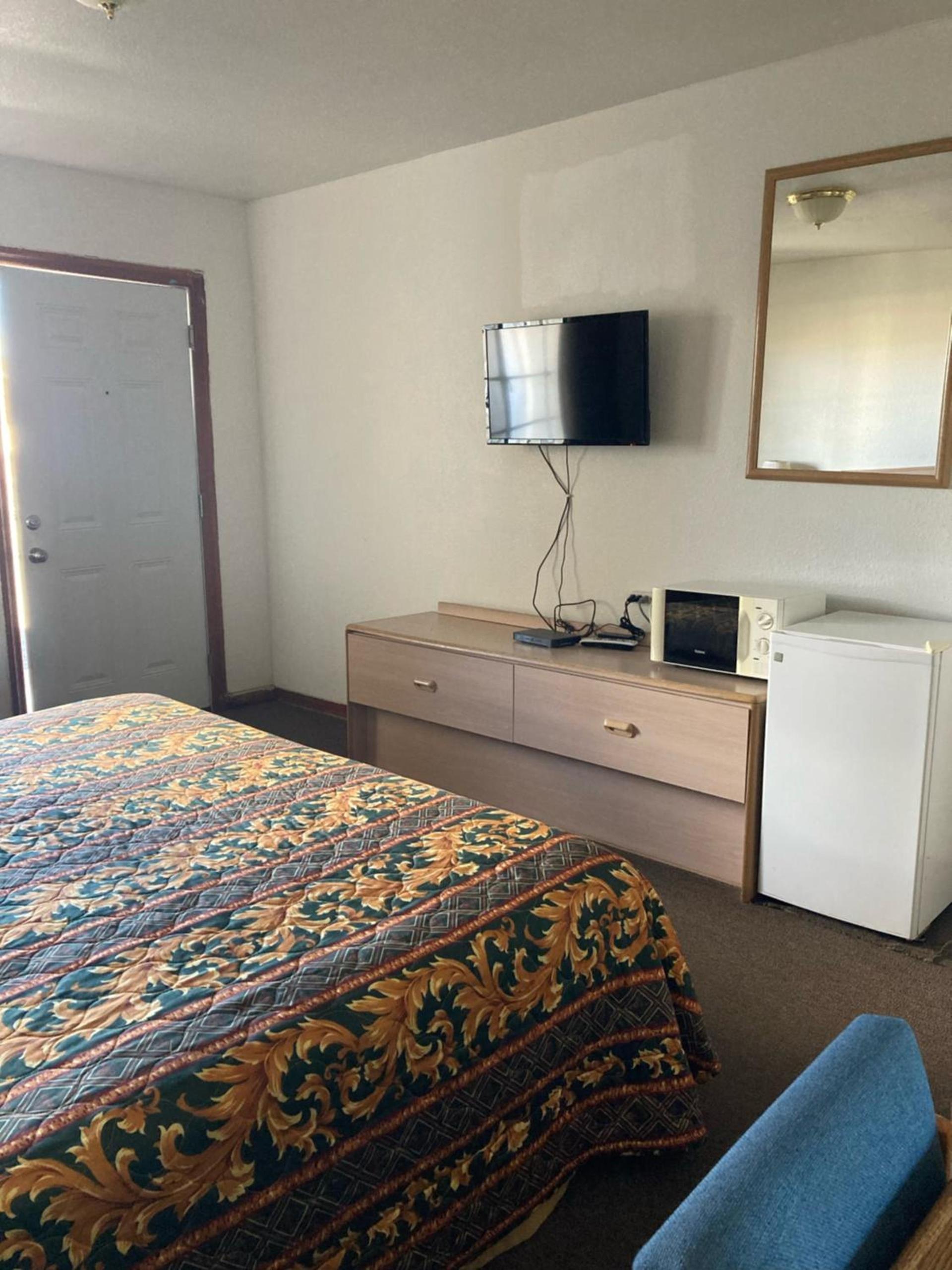 Value Inn photo 5