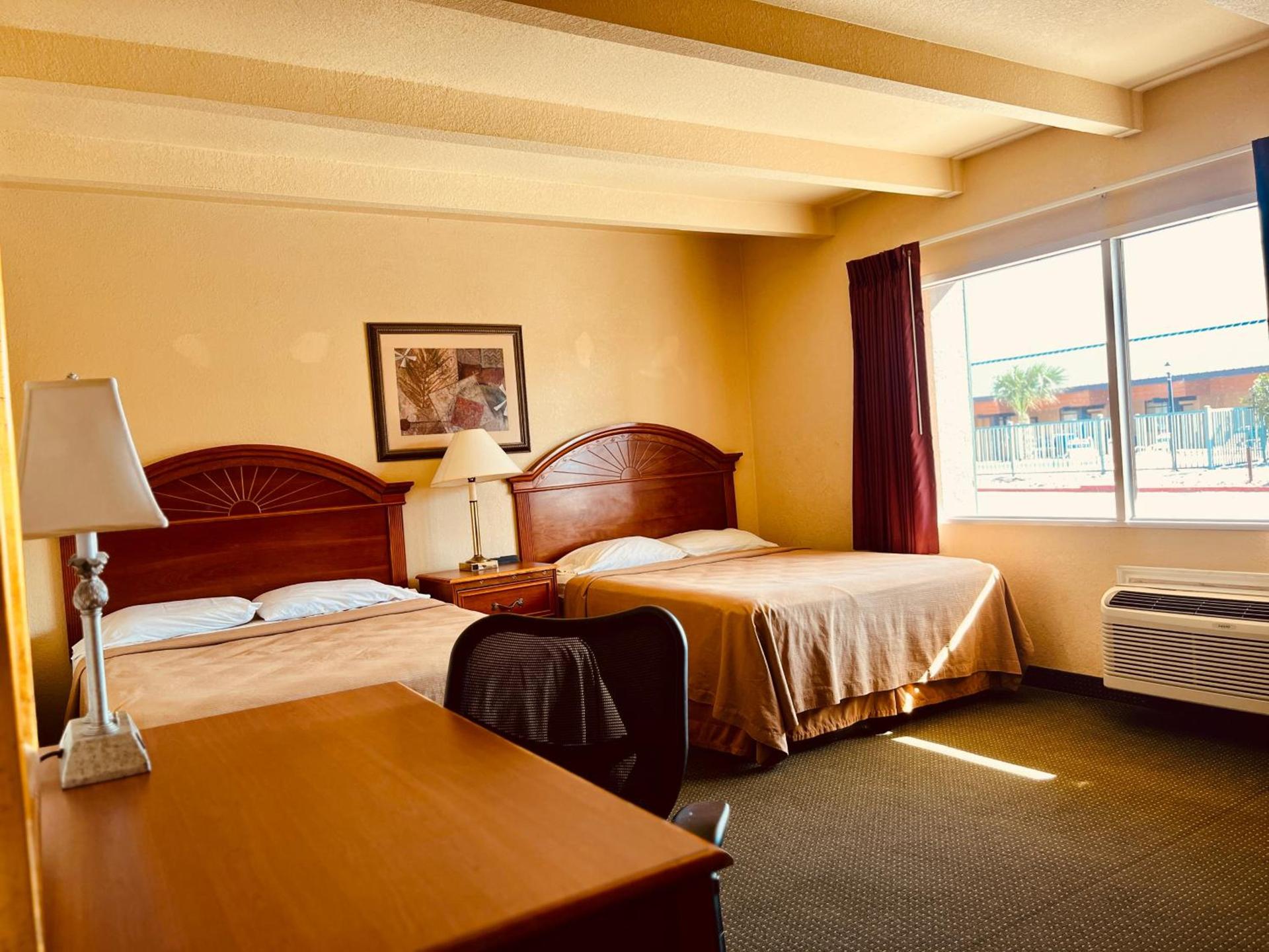 Econo Lodge Del Rio photo 32