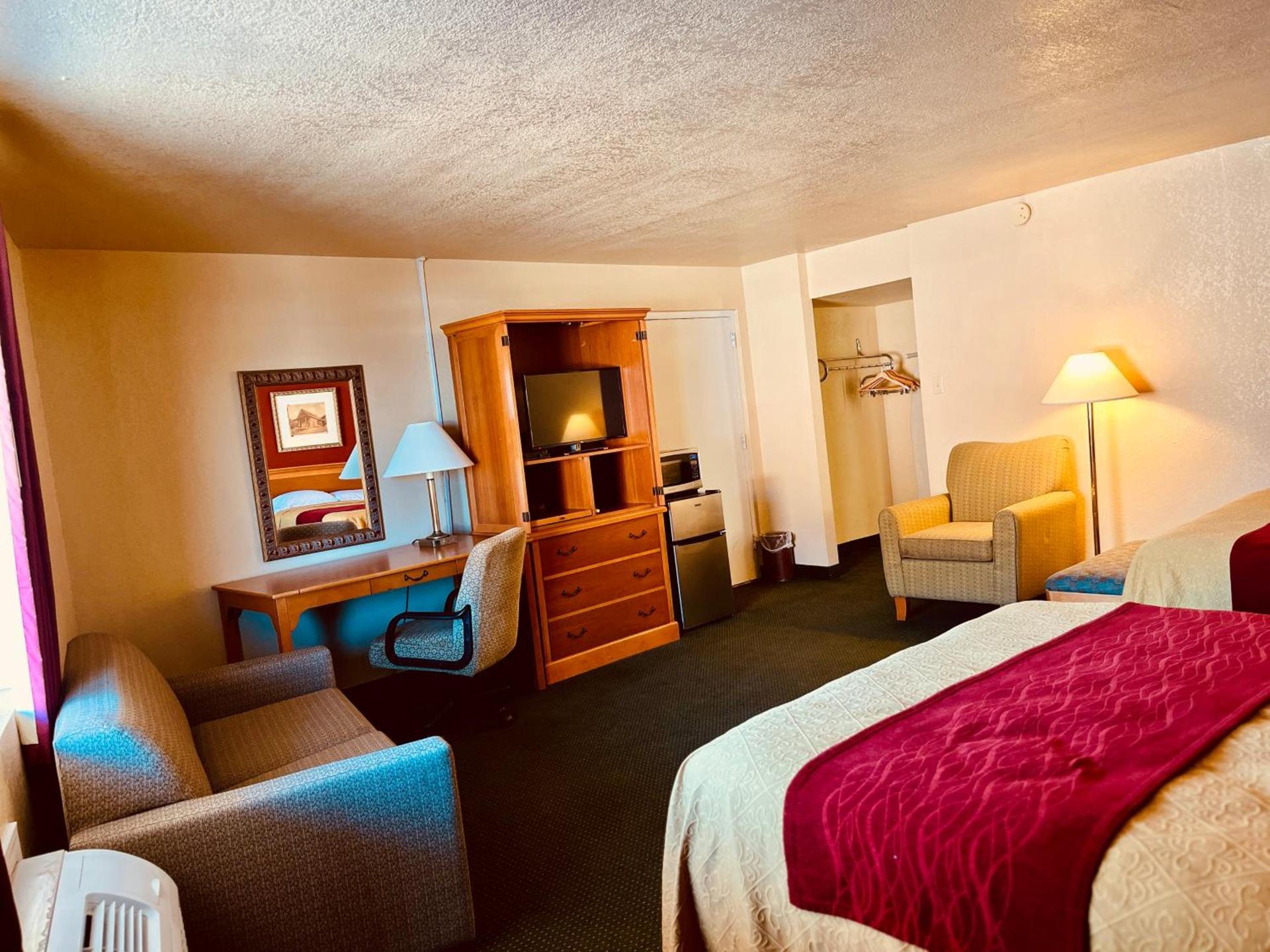 Econo Lodge Del Rio photo 9
