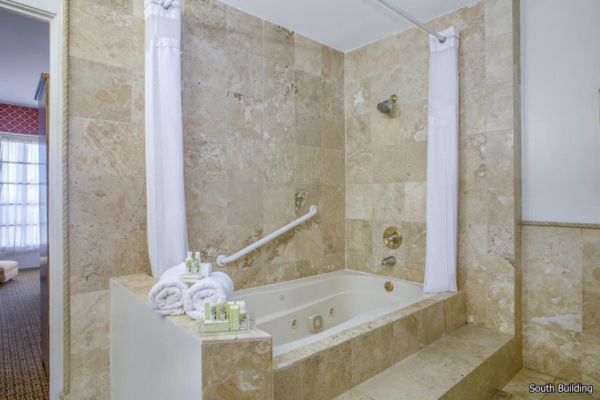 14 West Laguna Beach photo 32