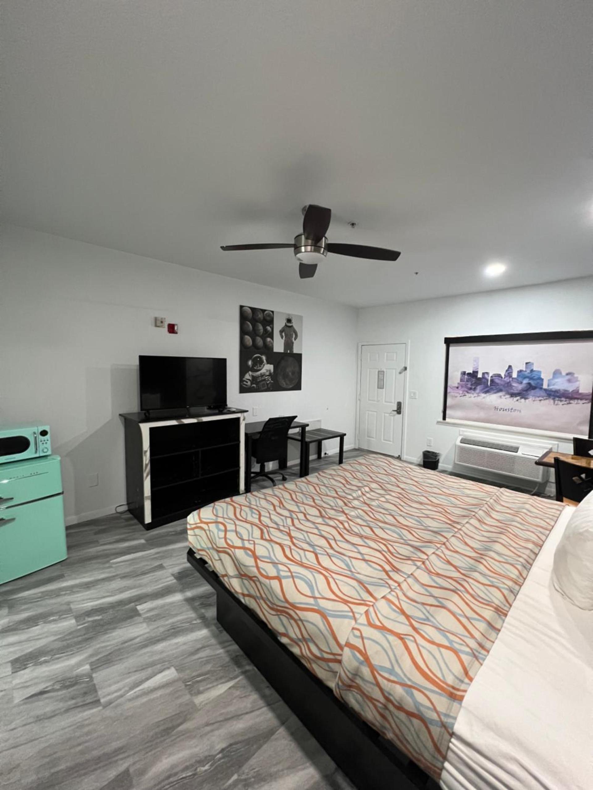 Grand Villa Inn Galleria photo 3