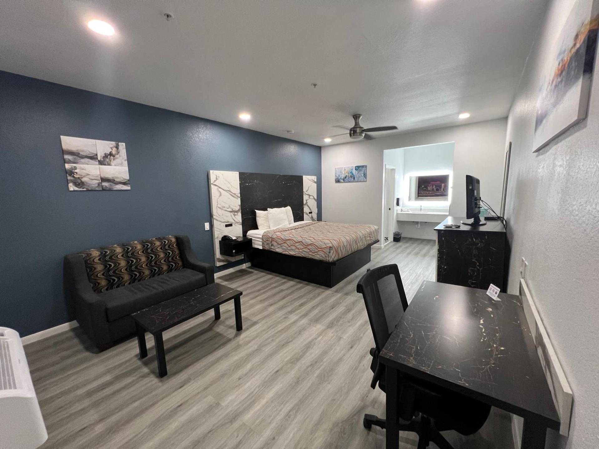 Grand Villa Inn Galleria photo 2