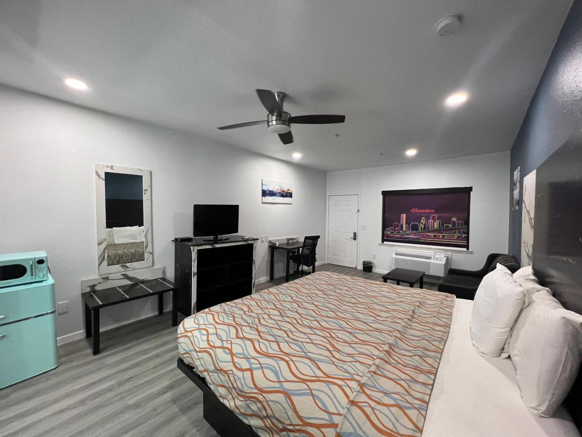 Grand Villa Inn Galleria photo 43