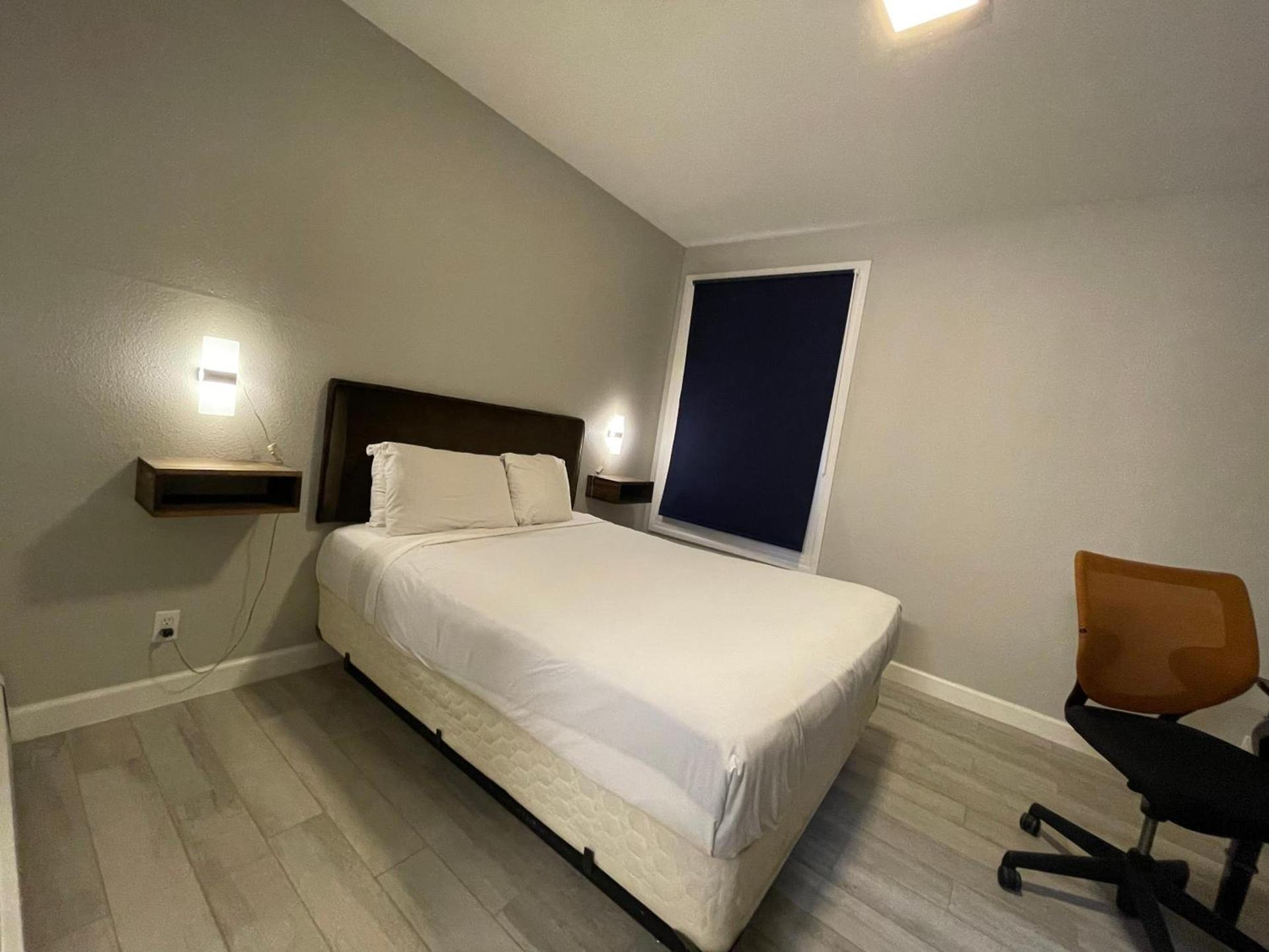 Marina Inn photo 26