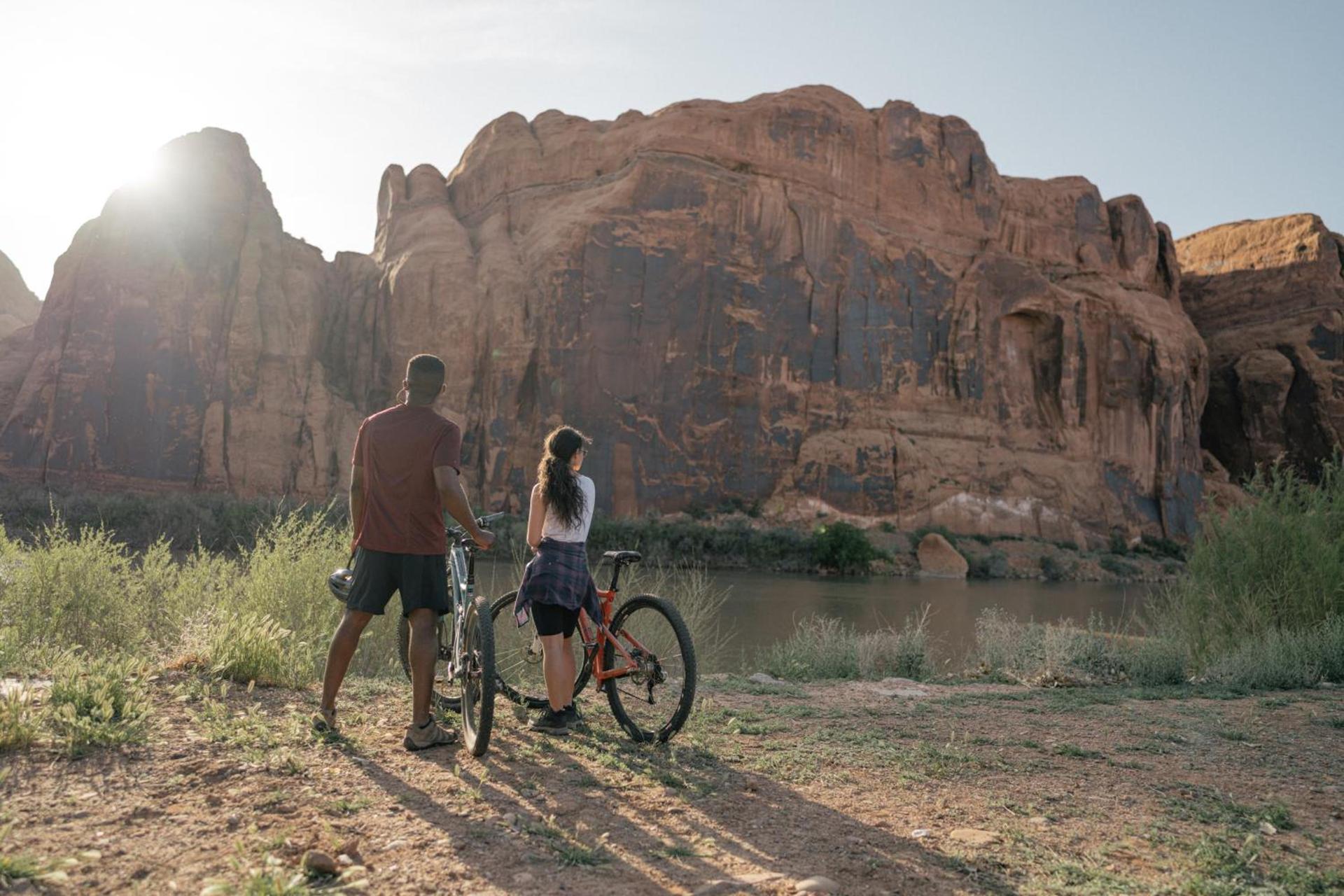 Slackline Moab, Outset Collection by Hilton photo 19