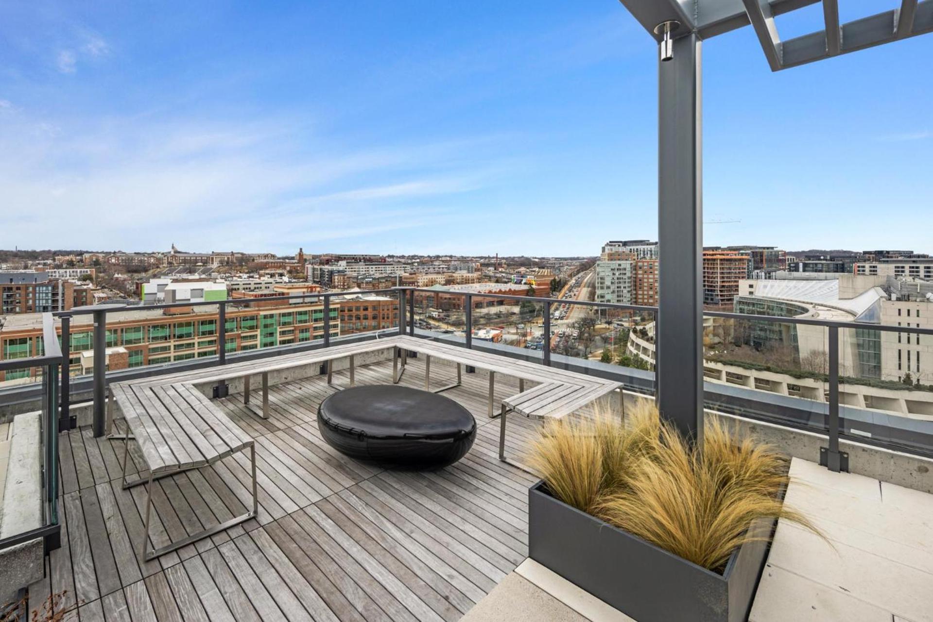 Global Luxury Suites at Tribeca photo 28