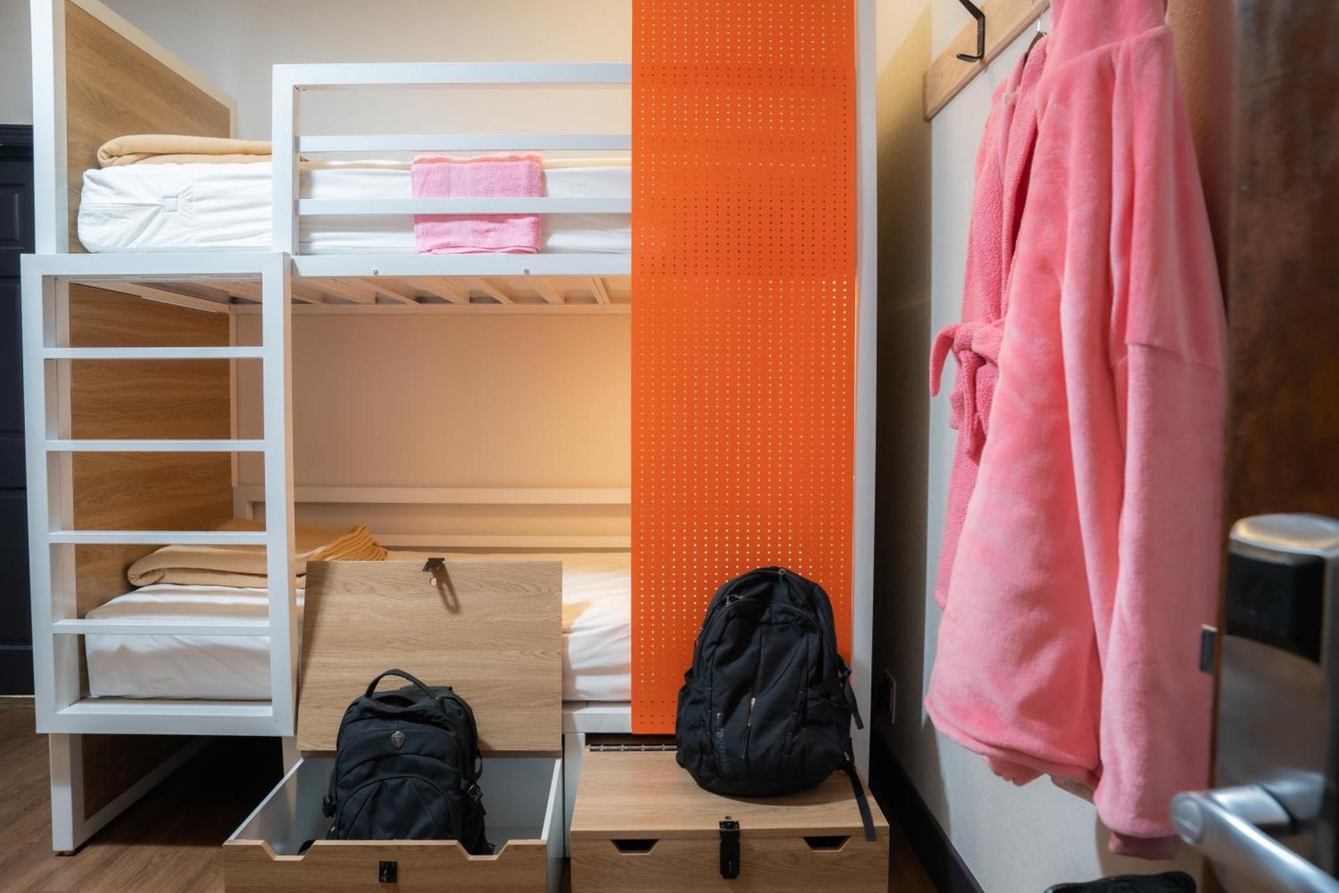 Amsterdam Hostel photo 18