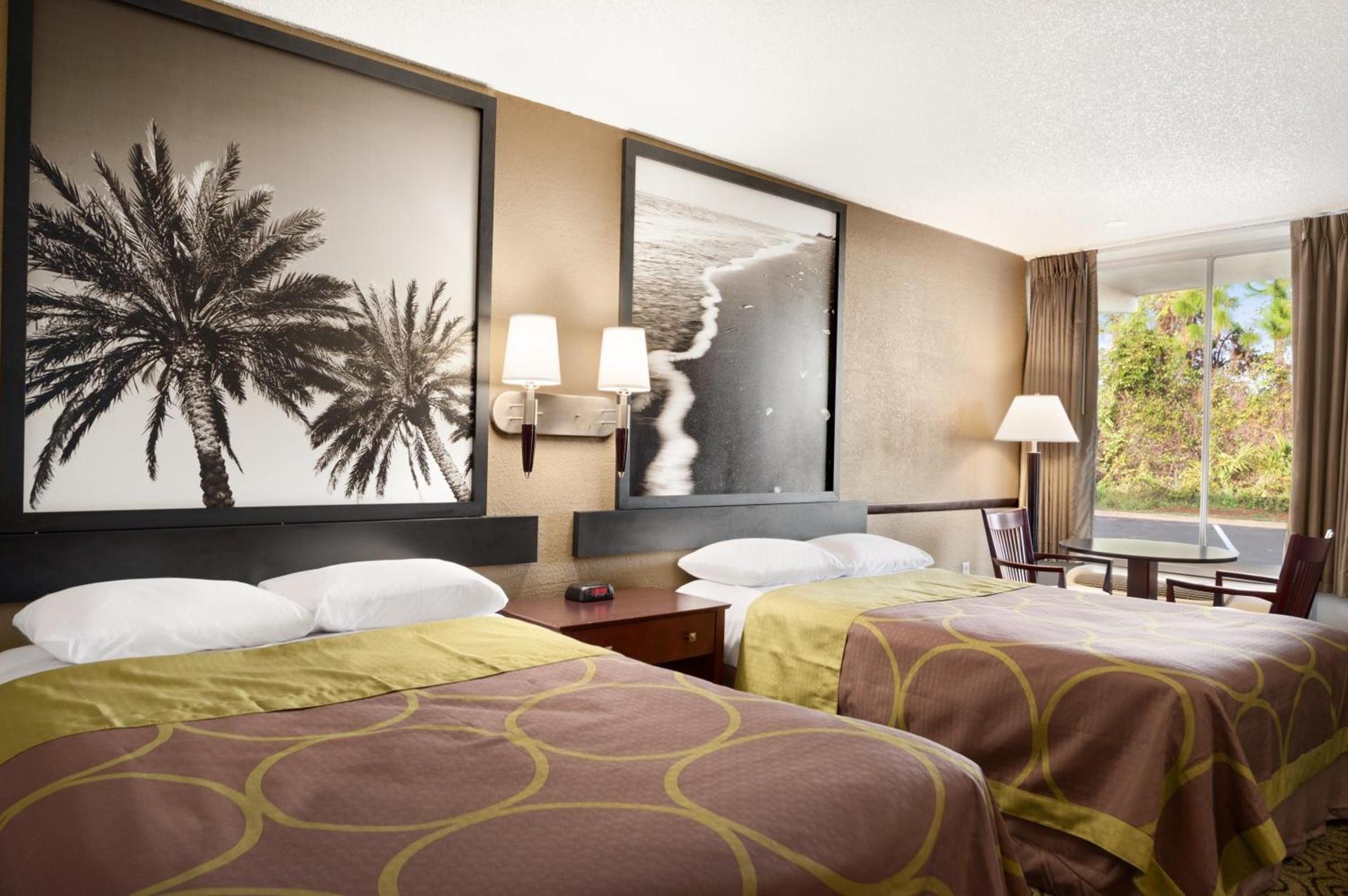 Super 8 by Wyndham Ormond Beach photo 24