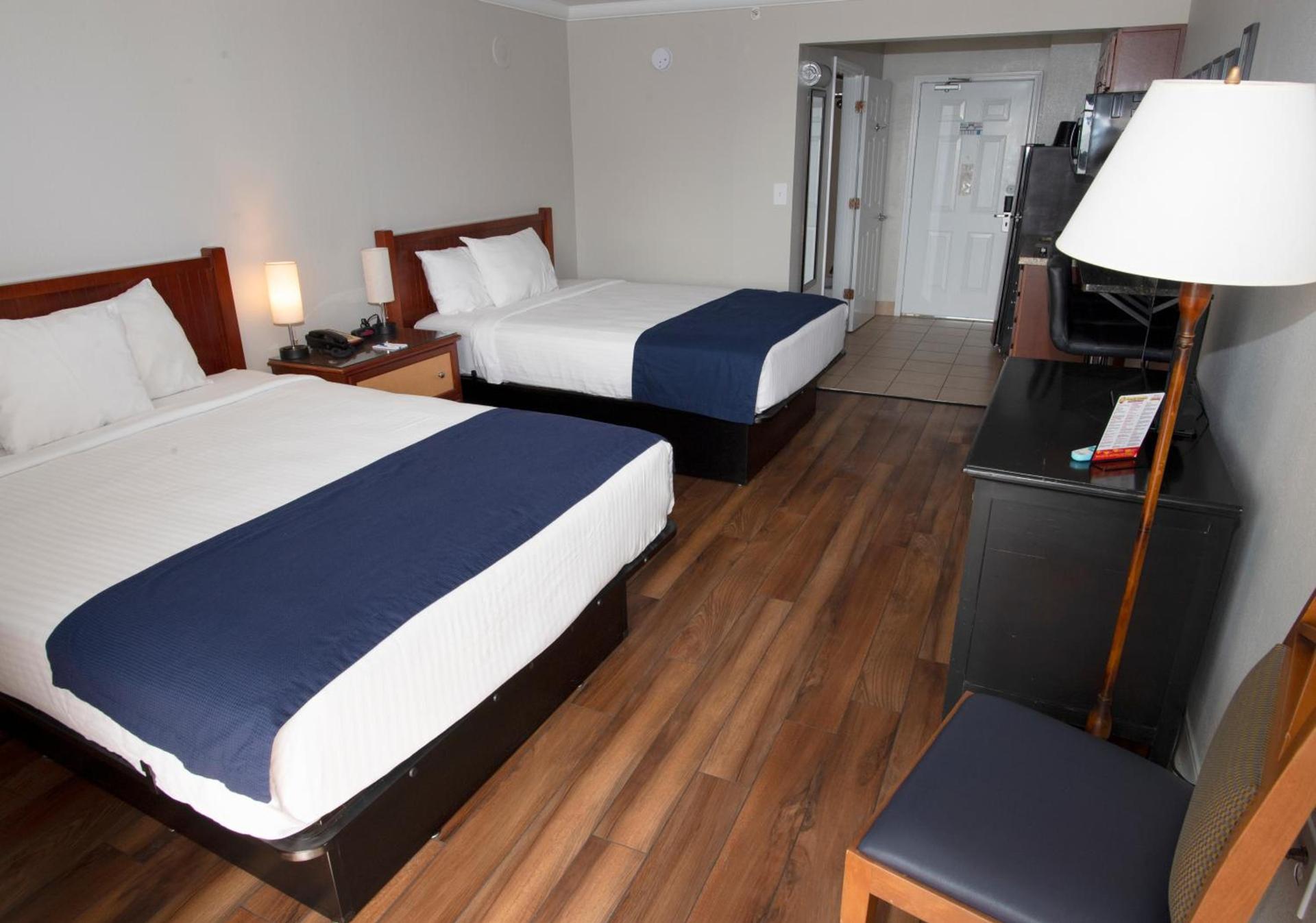 Aqua Beach Inn photo 30
