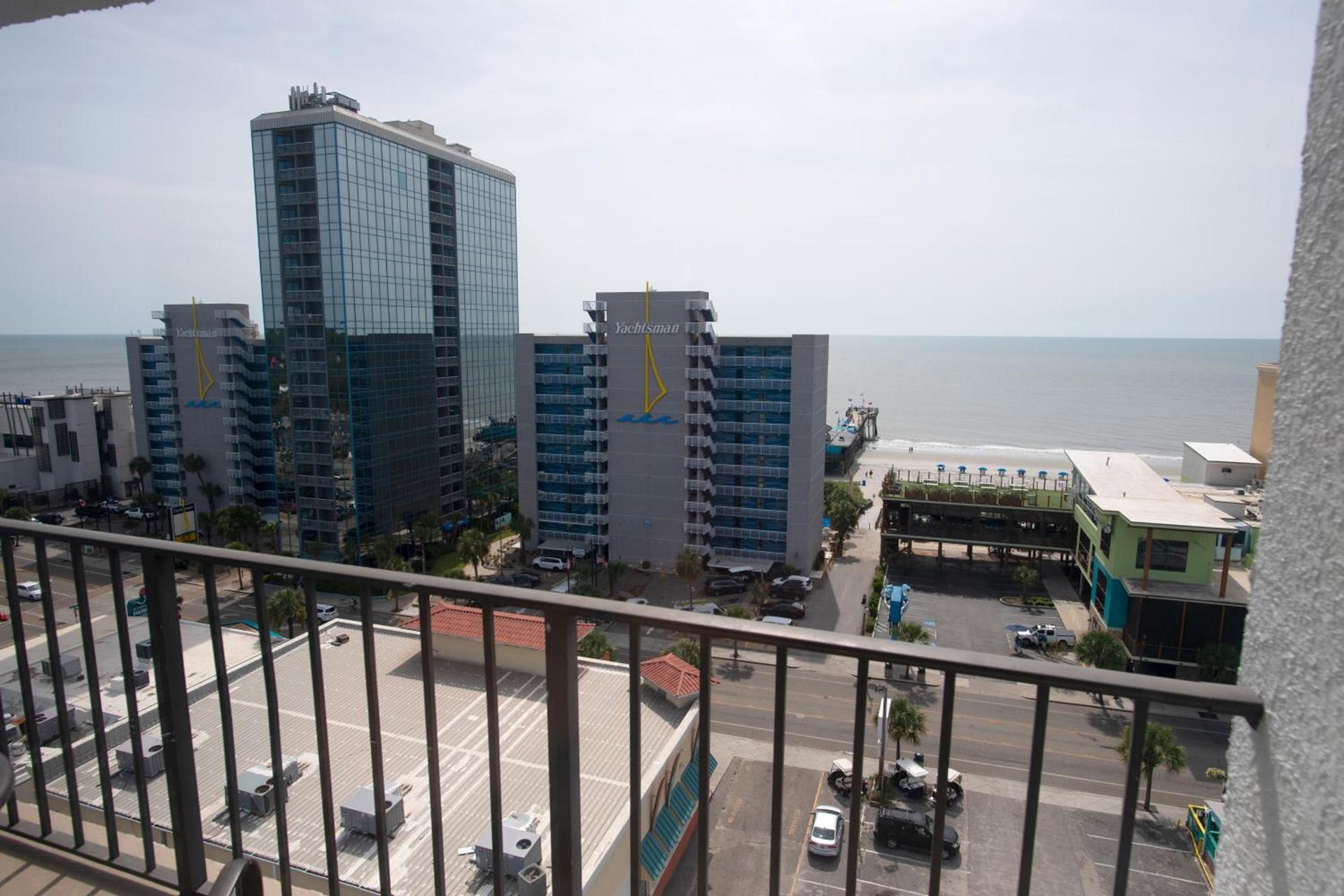 Aqua Beach Inn photo 32