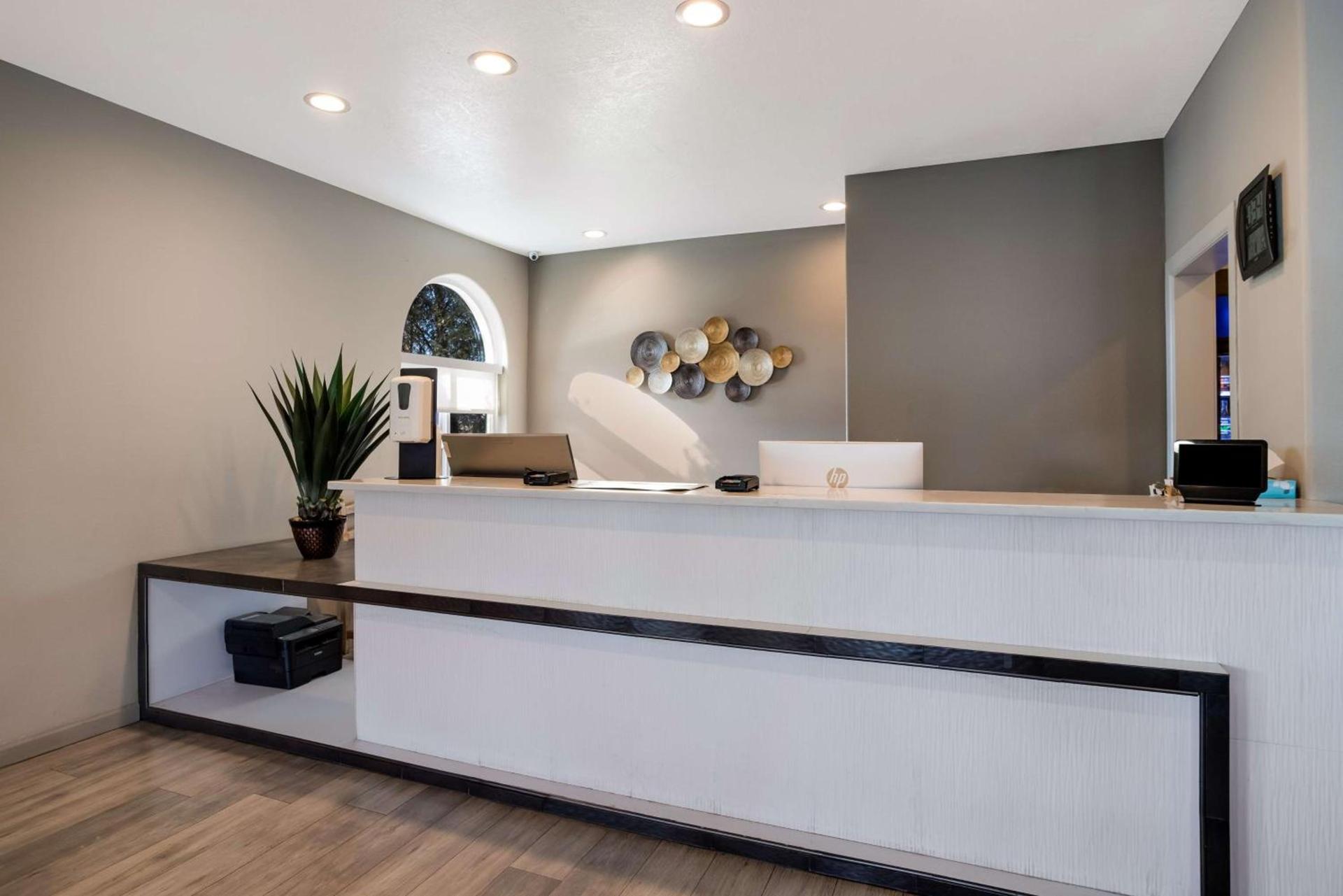 Best Western Grants Inn photo 12