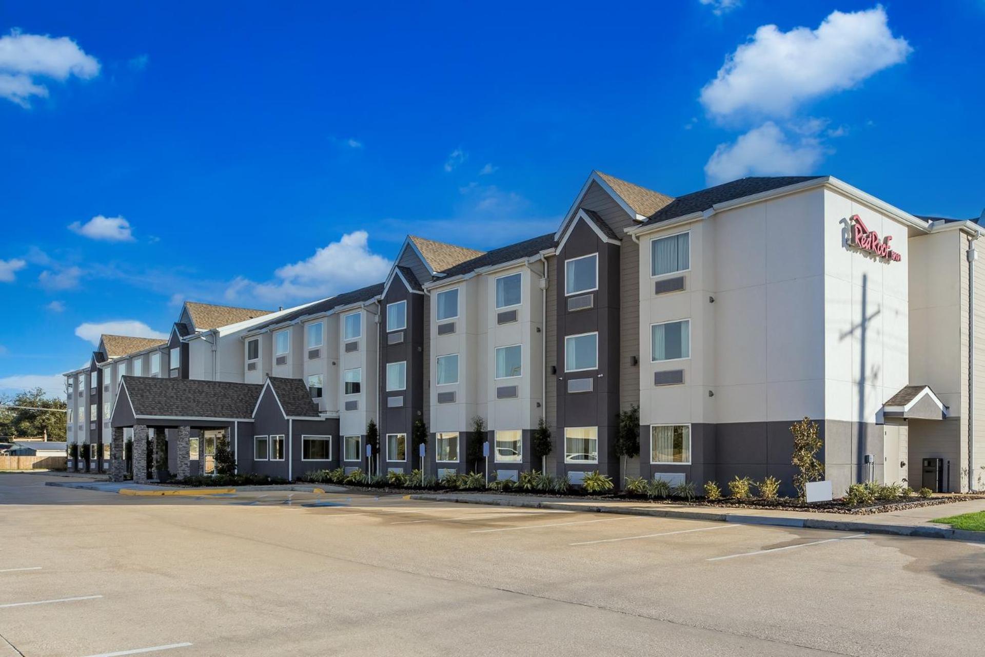 Red Roof Inn Sulphur photo 2