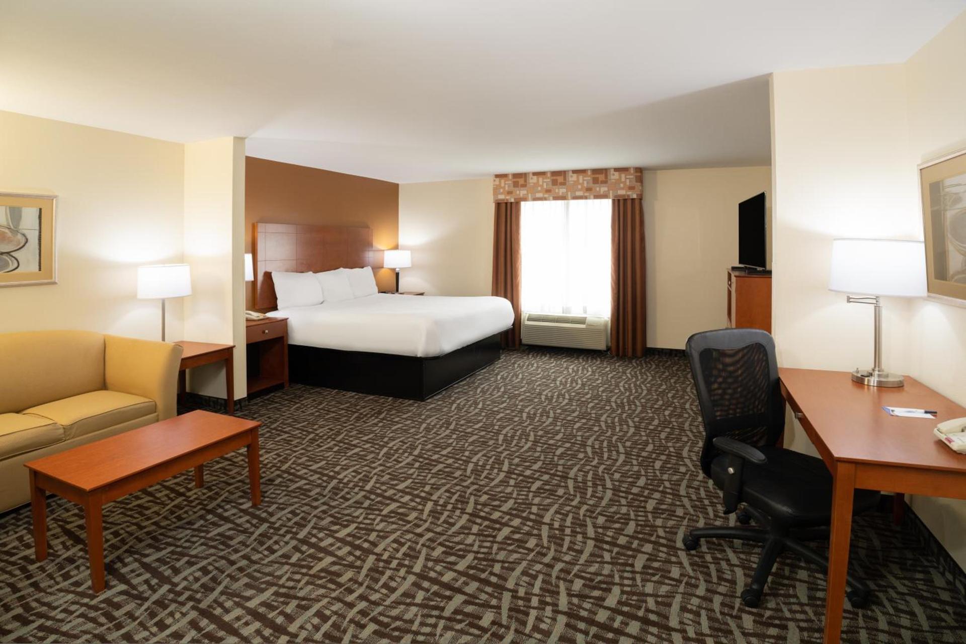 Baymont by Wyndham Savannah I-95 photo 32