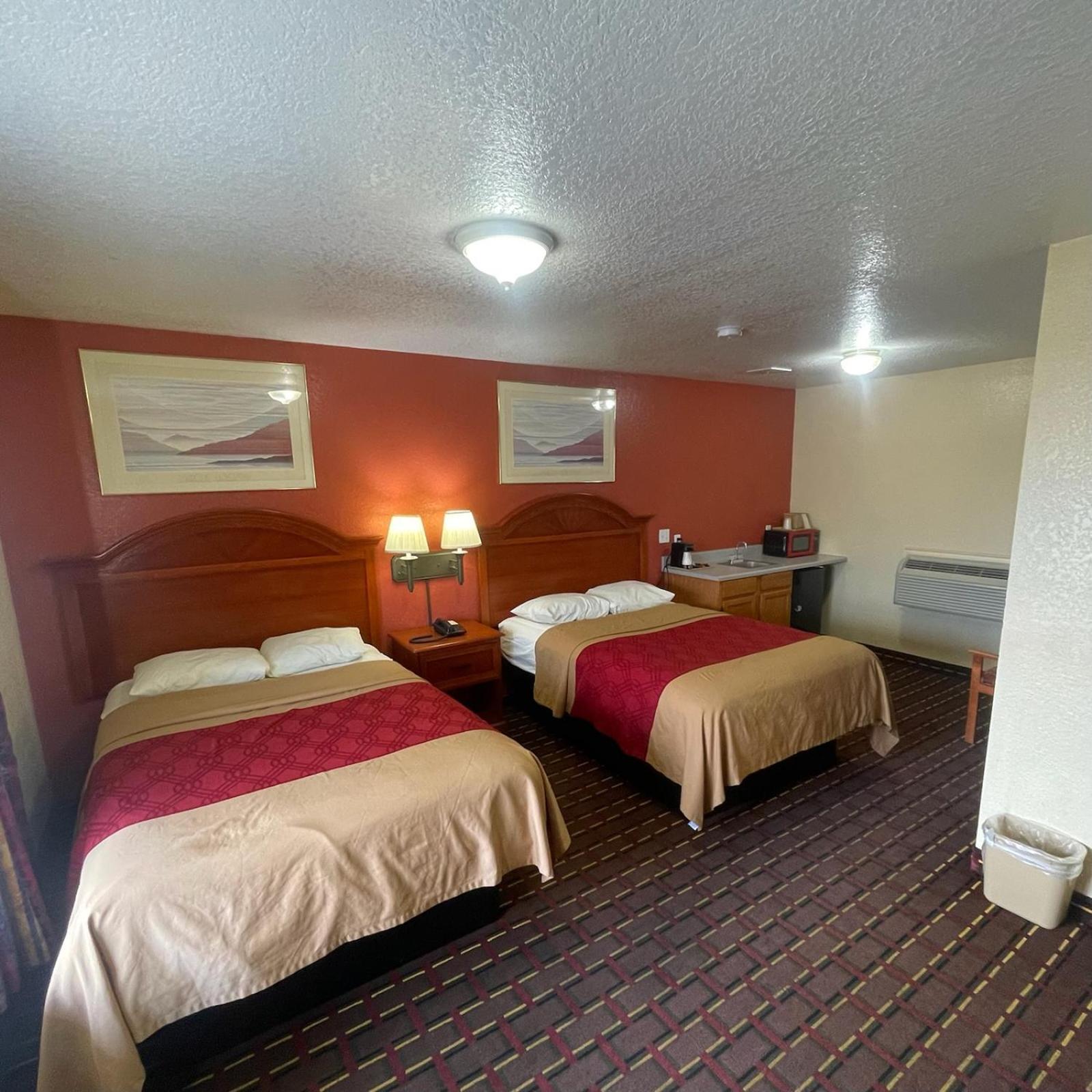 Budget Inn Madill photo 16