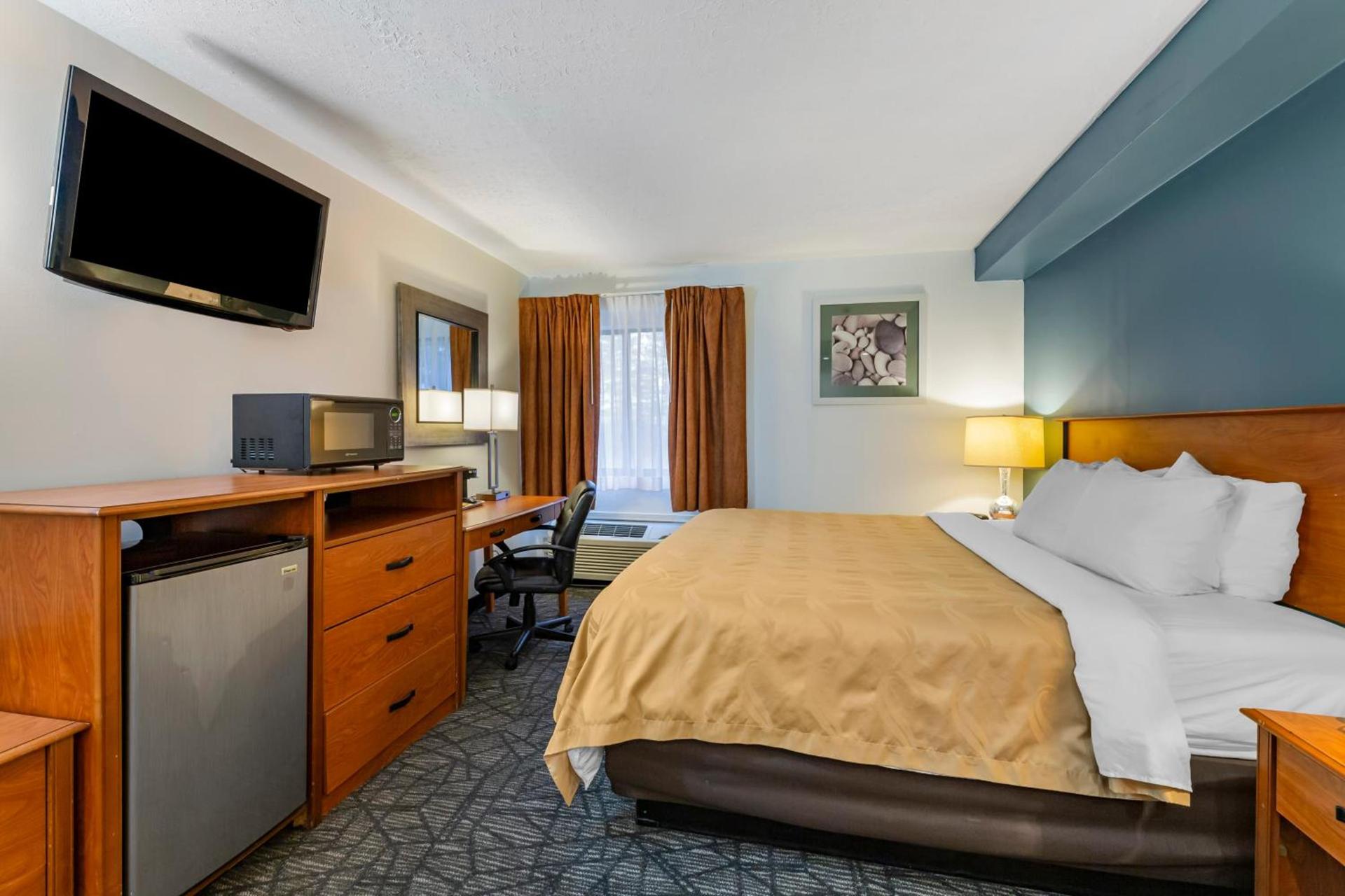 Quality Inn Austintown-Youngstown West photo 42