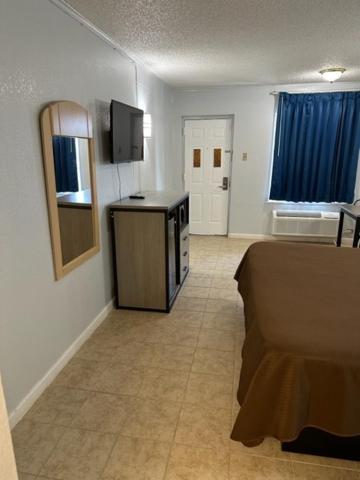 Executive Inn Mercedes Weslaco photo 8
