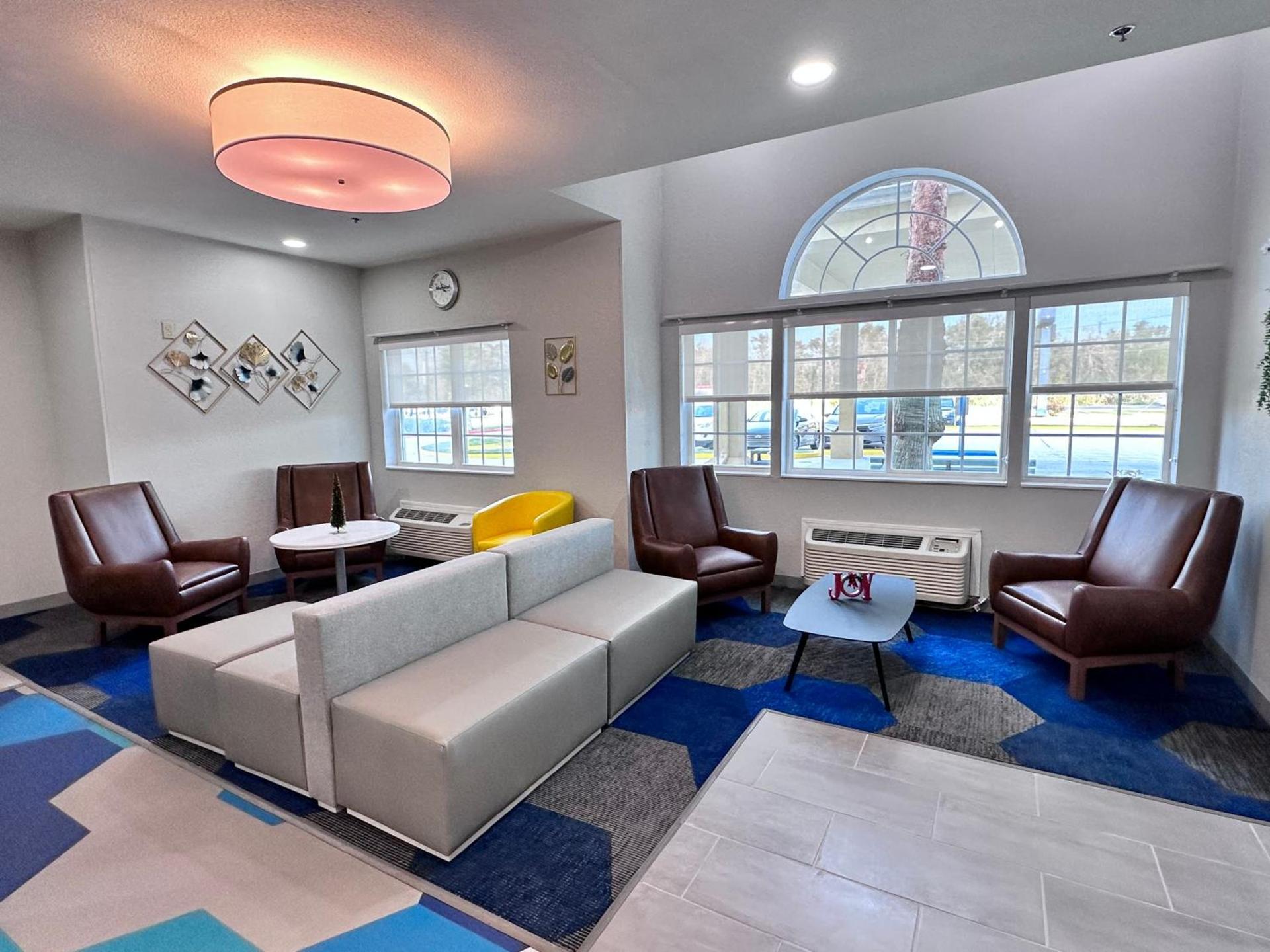 Microtel Inn & Suites by Wyndham of Houma photo 38