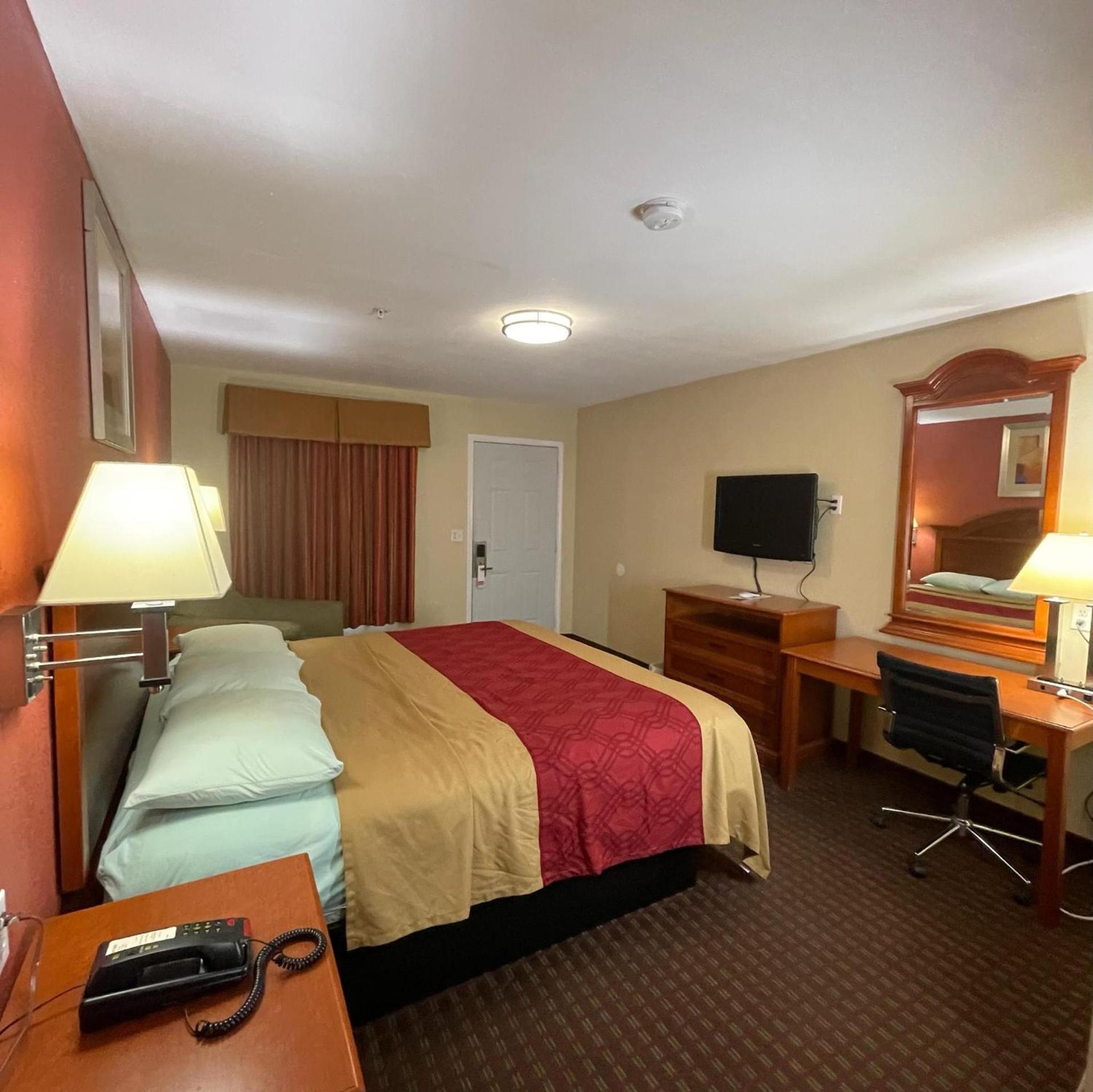 Budget Inn Madill photo 21