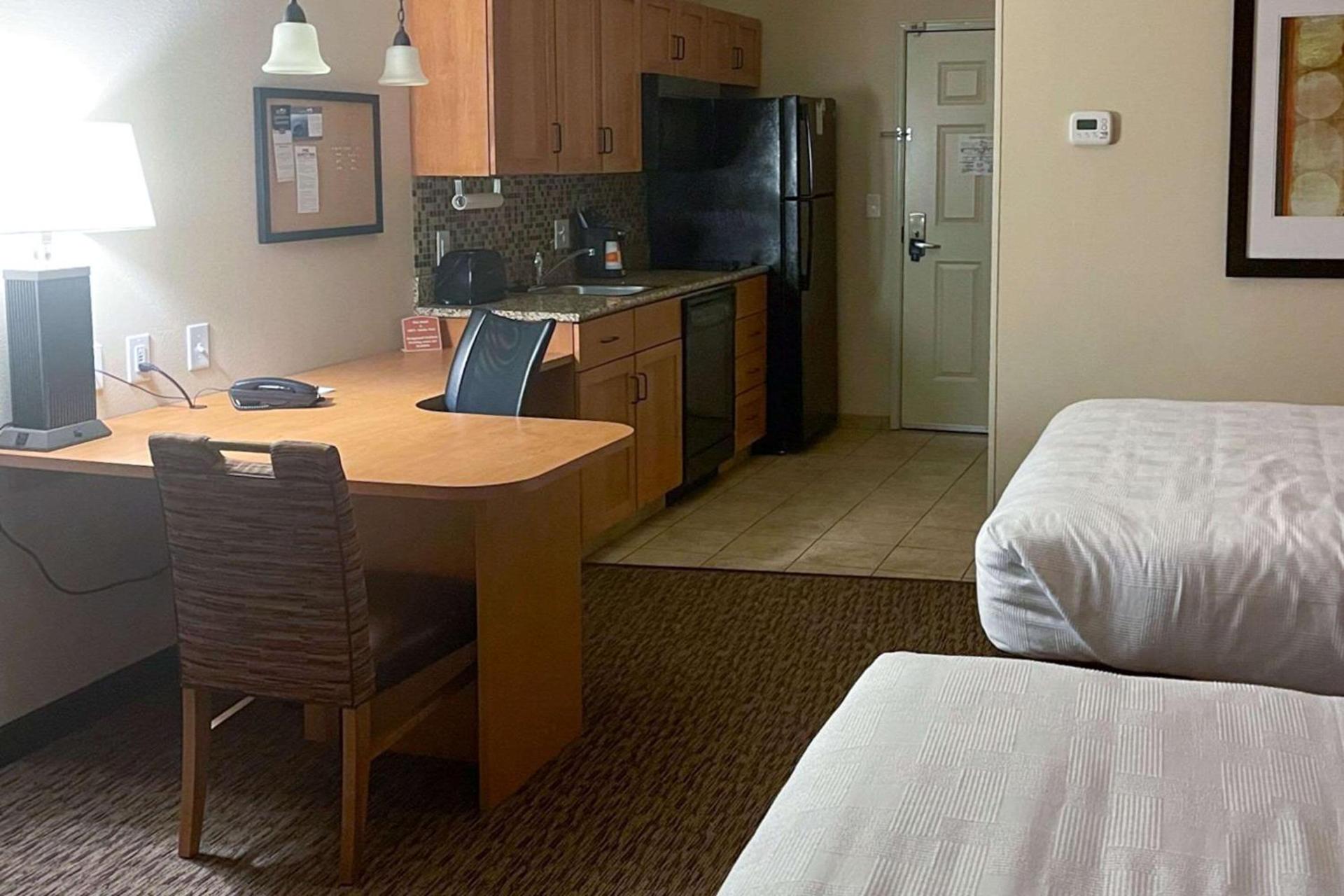 MainStay Suites Sidney - Medical Center photo 10