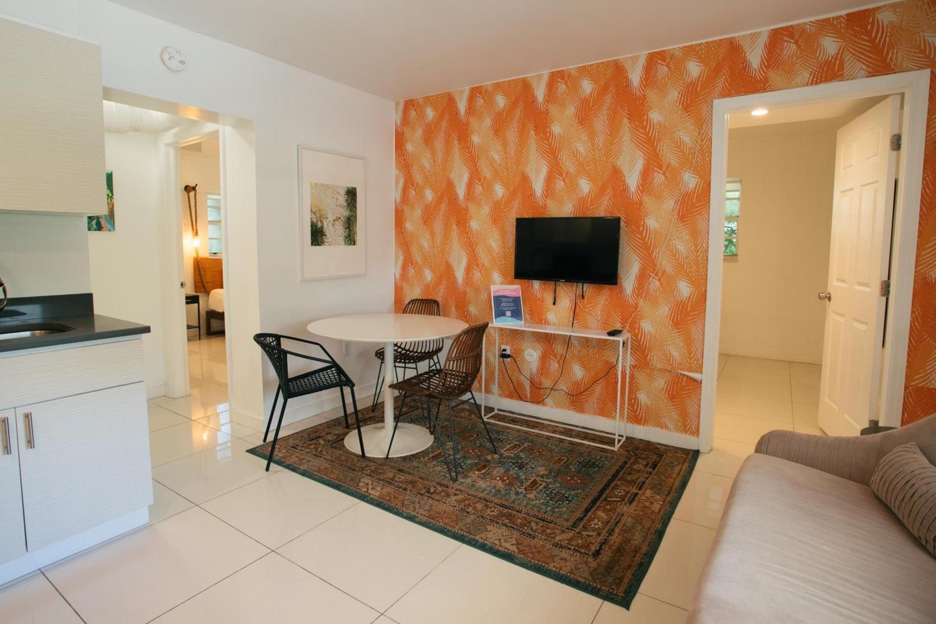 Miami River Inn by Renzzi photo 12