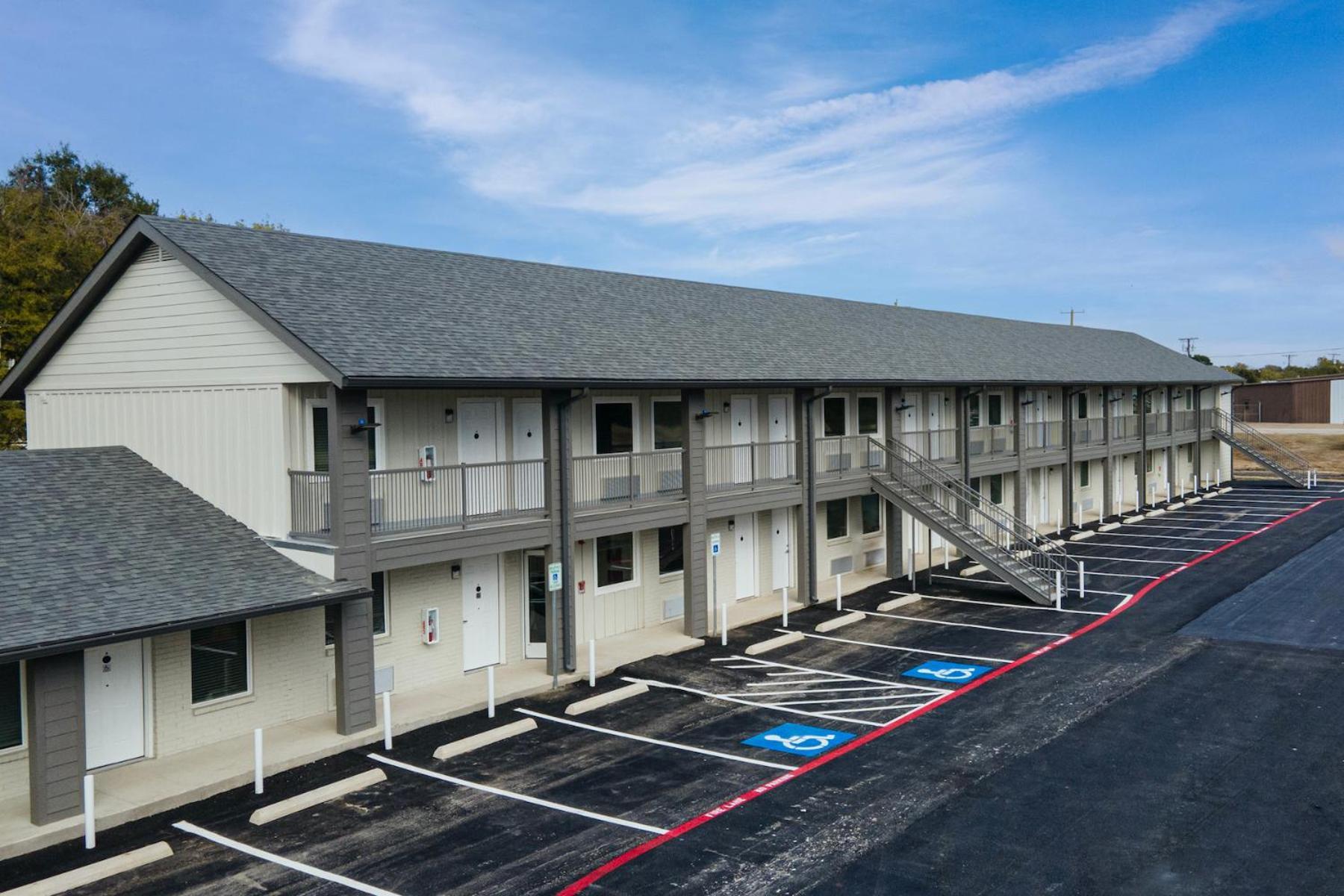 Extended Stay Gun Barrel City photo 9