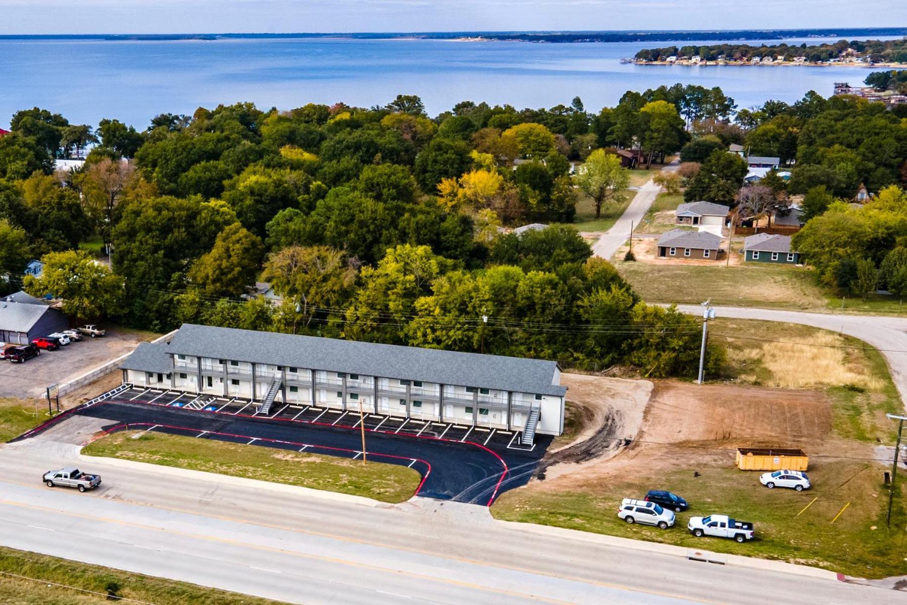 Extended Stay Gun Barrel City photo 5