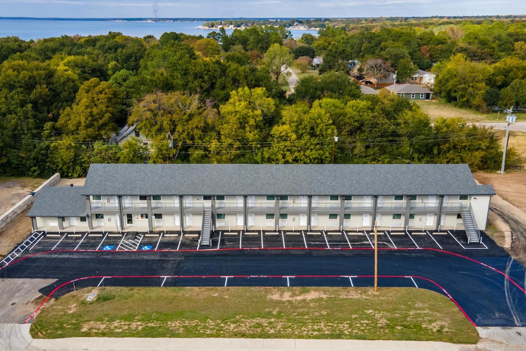 Extended Stay Gun Barrel City photo 7