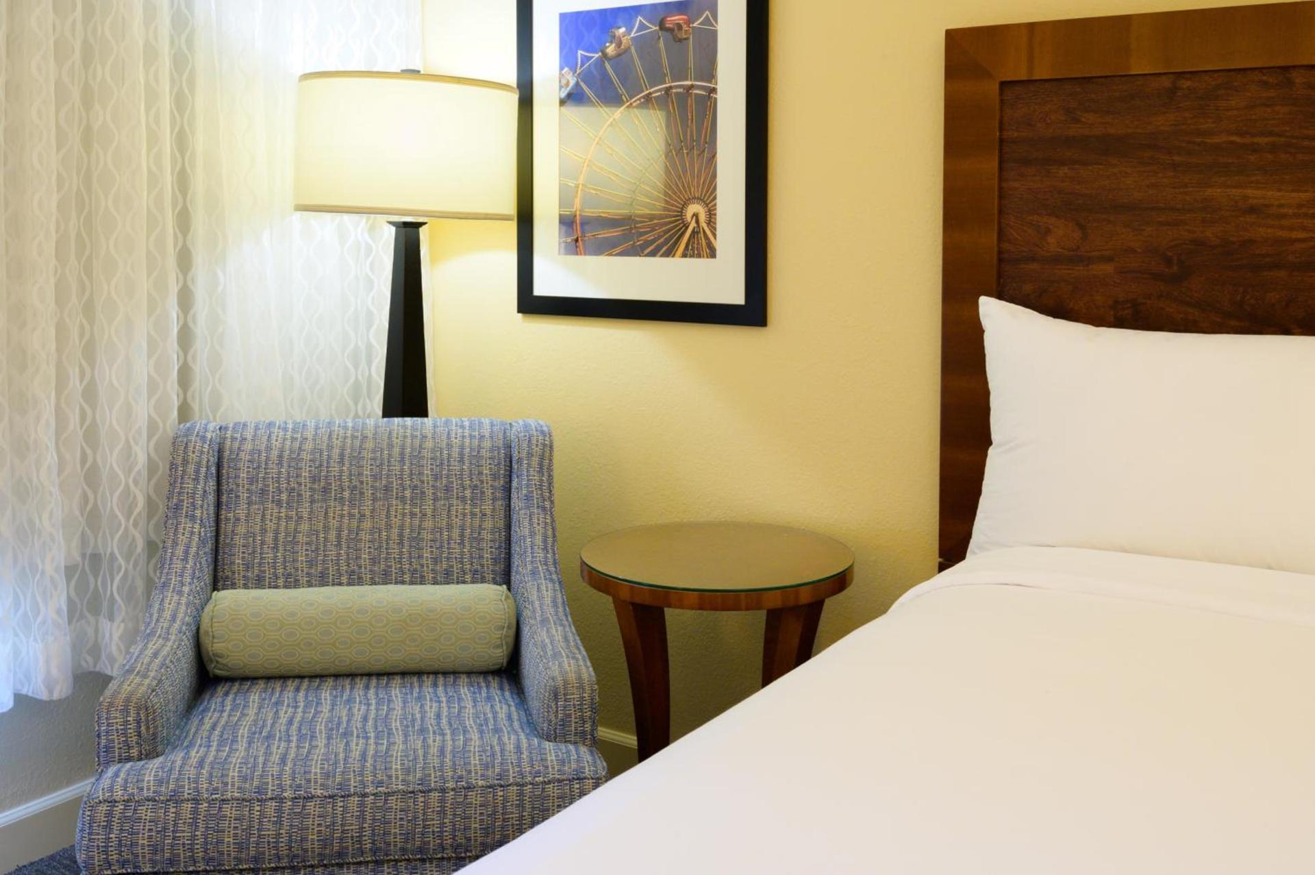 Airtel Plaza Hotel photo 32
