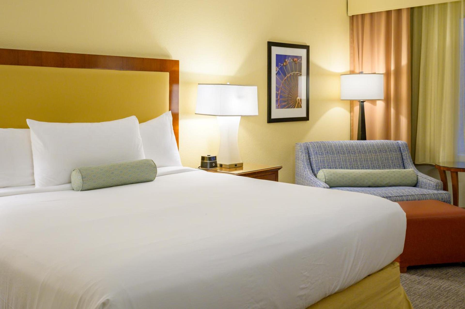 Airtel Plaza Hotel photo 47