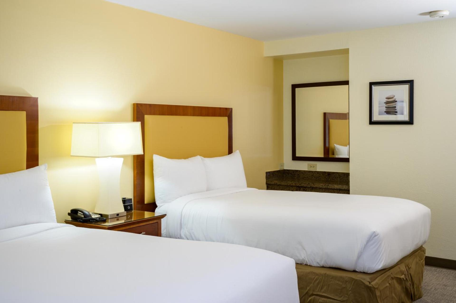 Airtel Plaza Hotel photo 60