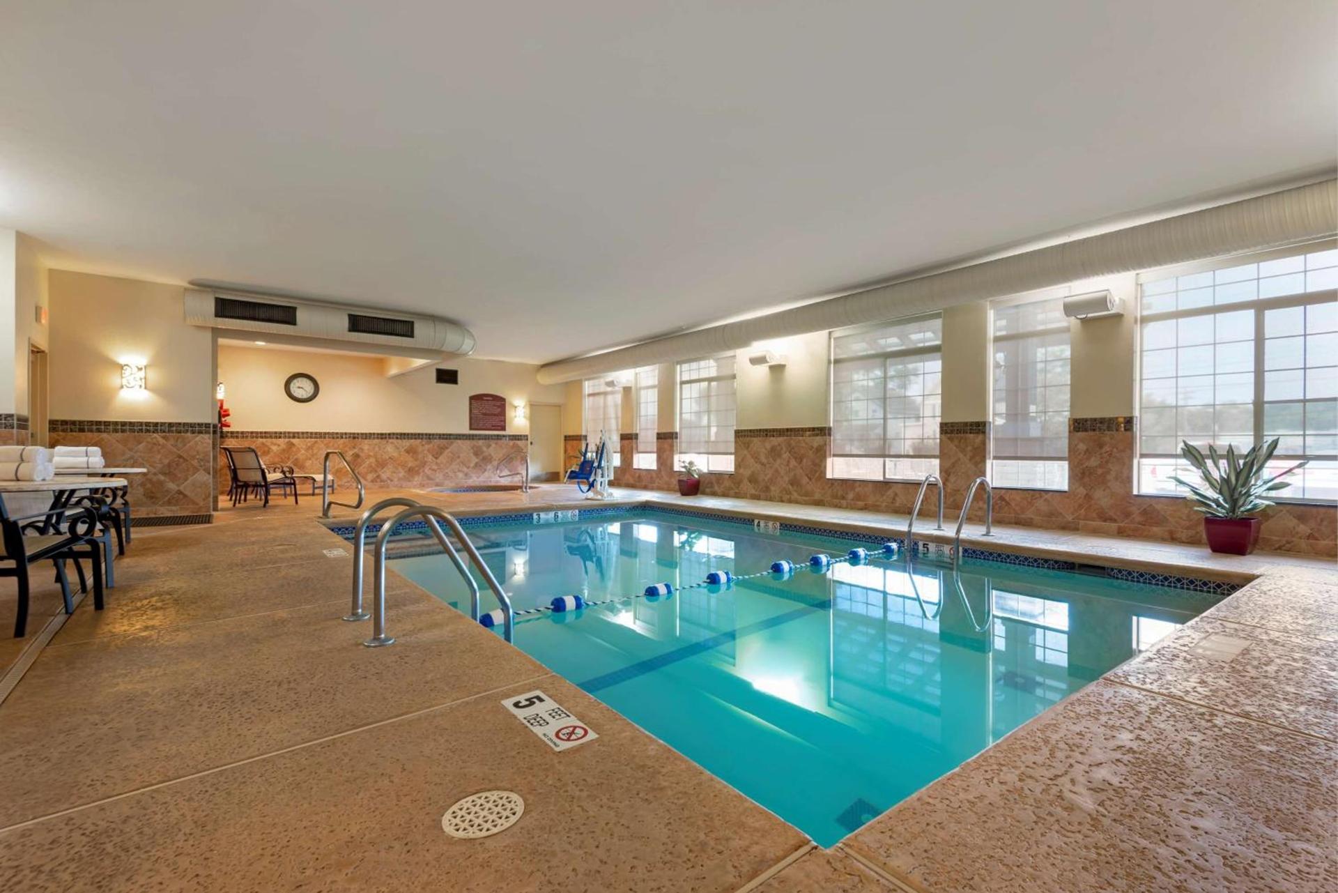 Best Western PLUS Vineyard Inn and Suites photo 3