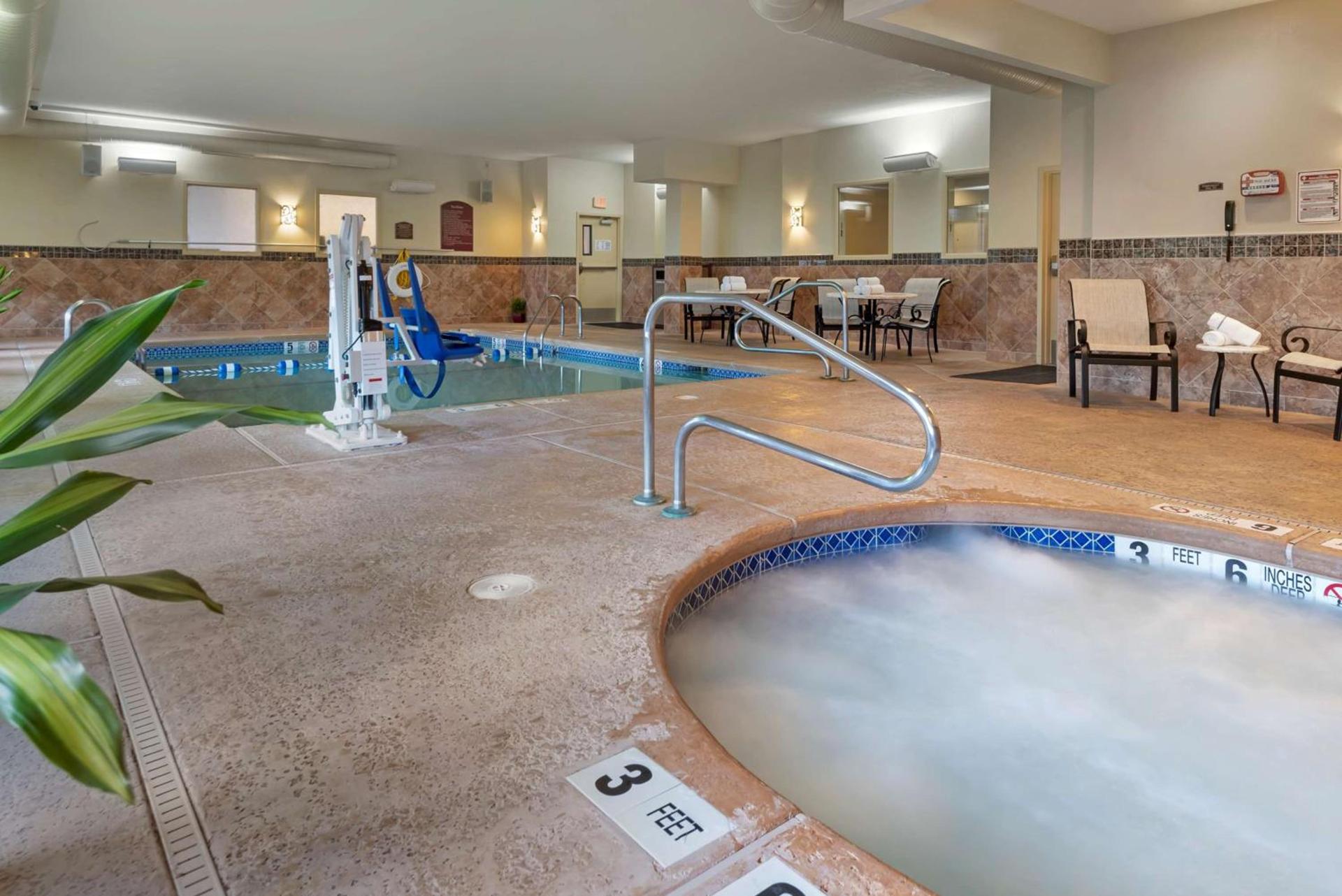 Best Western PLUS Vineyard Inn and Suites photo 41