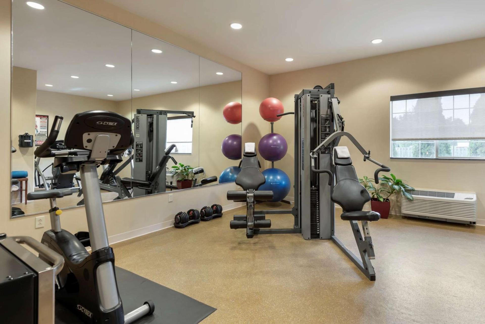 Best Western PLUS Vineyard Inn and Suites photo 17