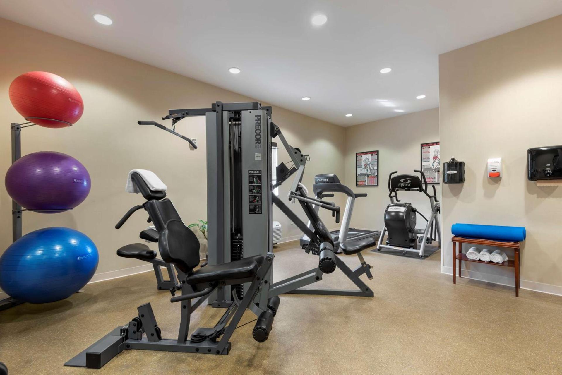 Best Western PLUS Vineyard Inn and Suites photo 2
