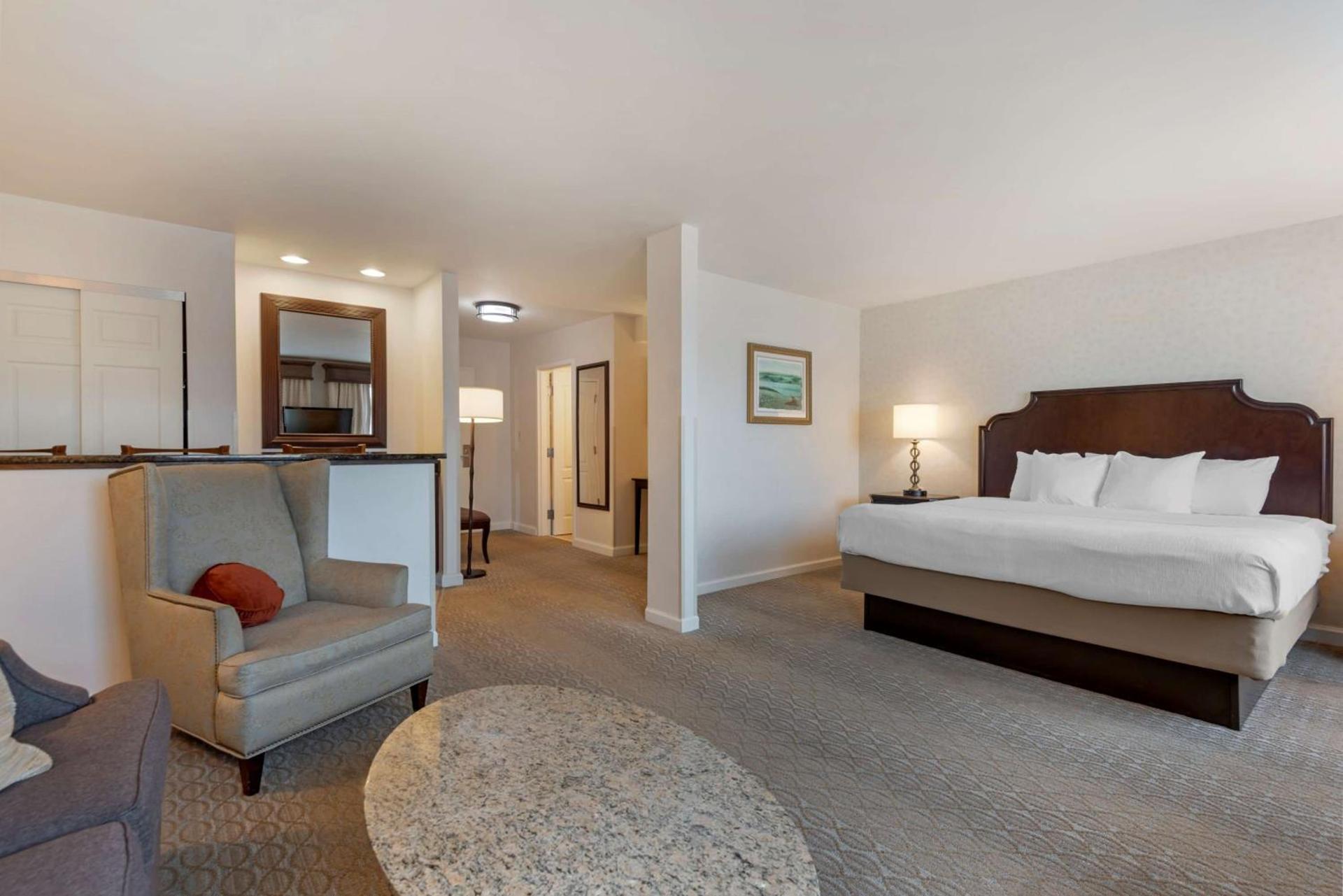 Best Western PLUS Vineyard Inn and Suites photo 20