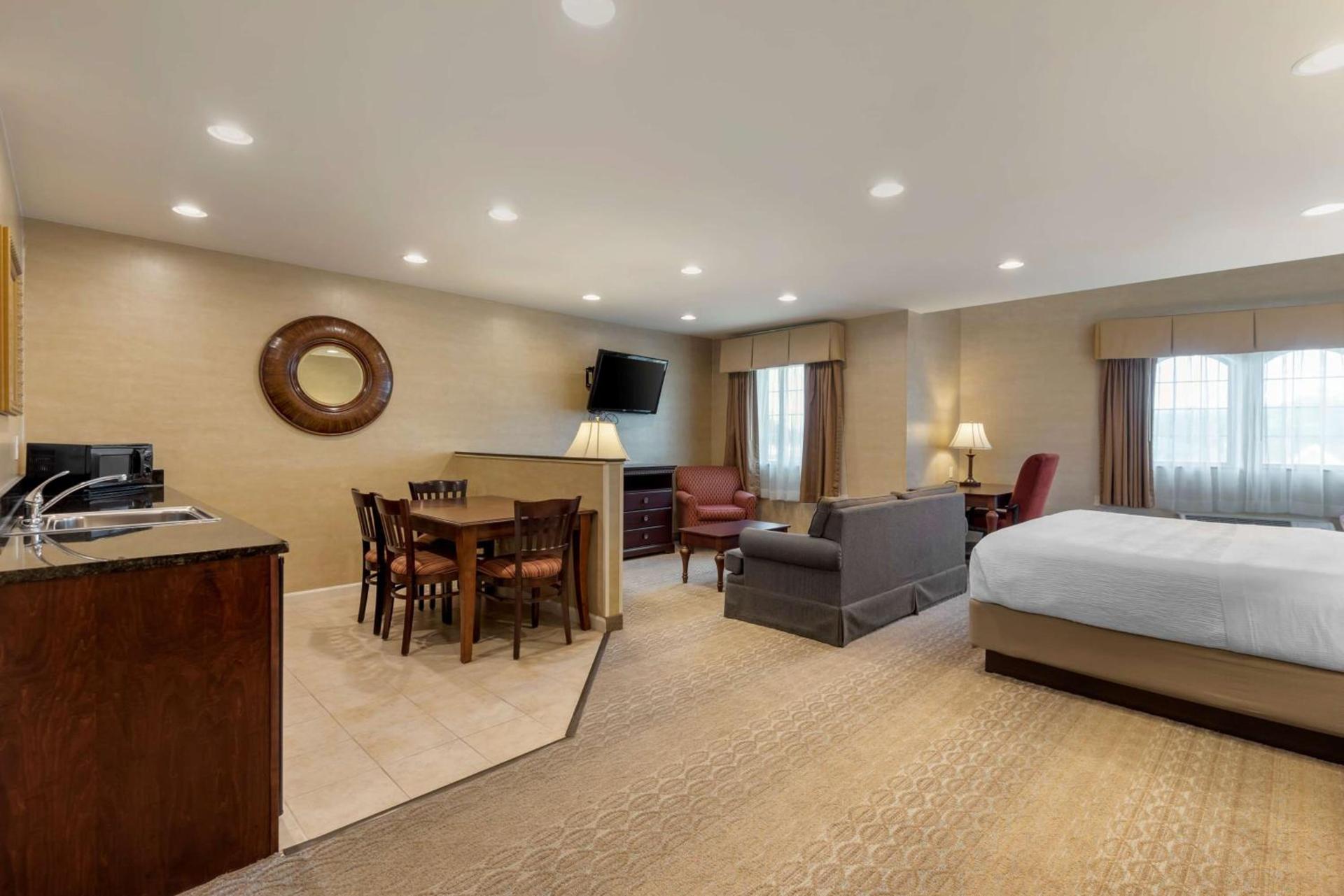 Best Western PLUS Vineyard Inn and Suites photo 23