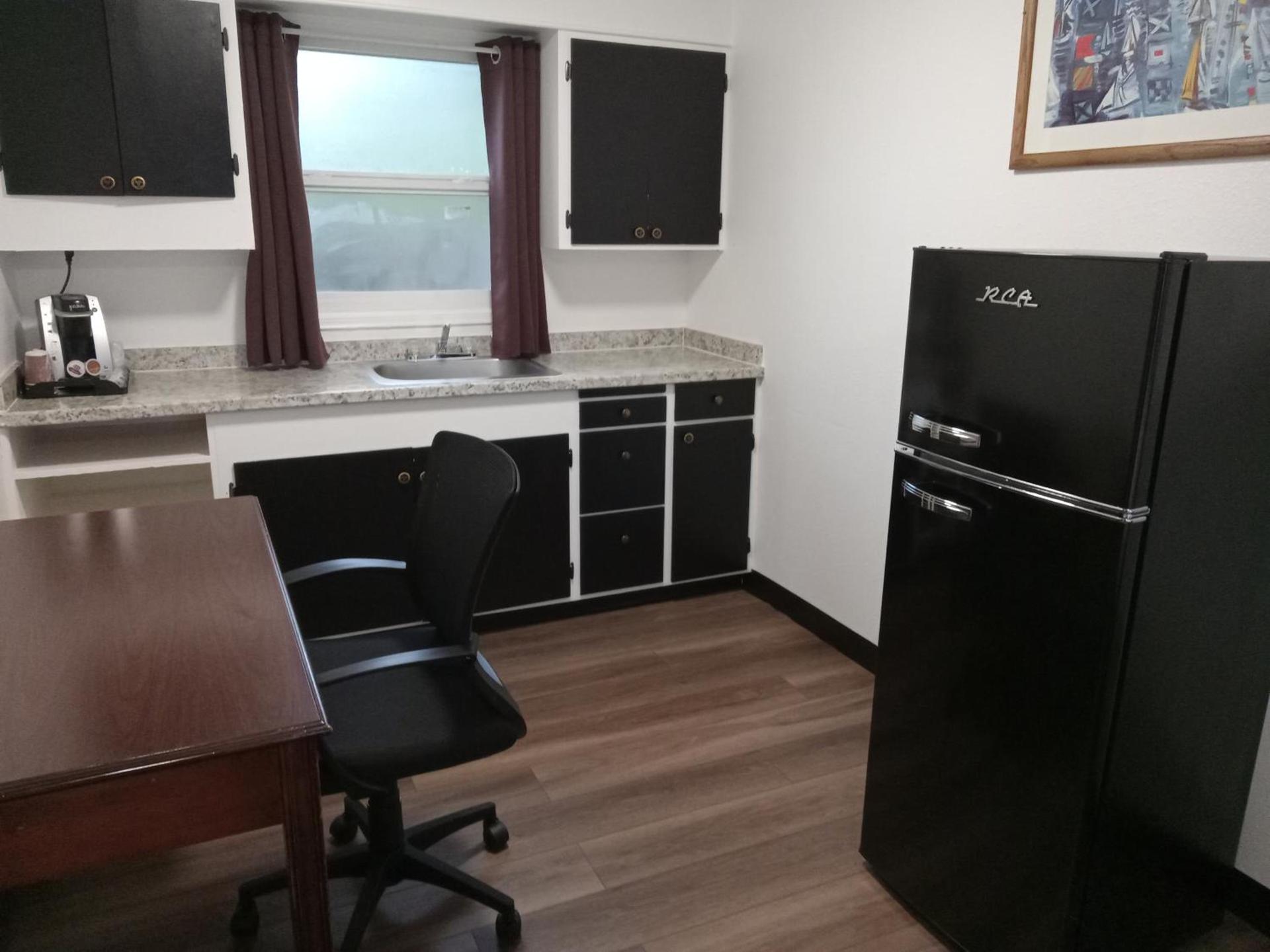 Blue Coast Inn & Suites photo 55