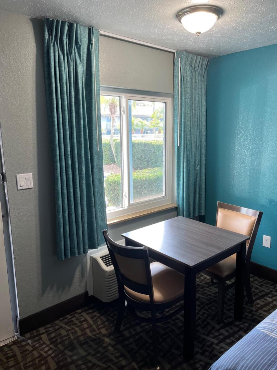 Brandon Motor Lodge photo 24
