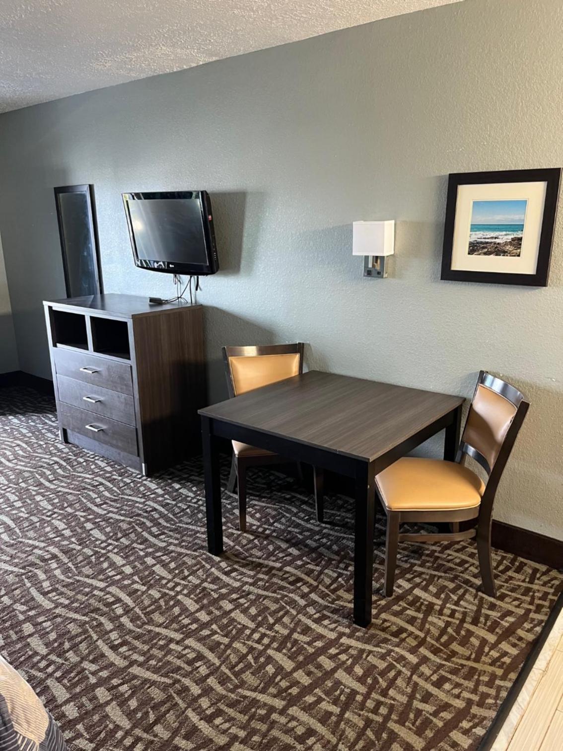 Brandon Motor Lodge photo 36