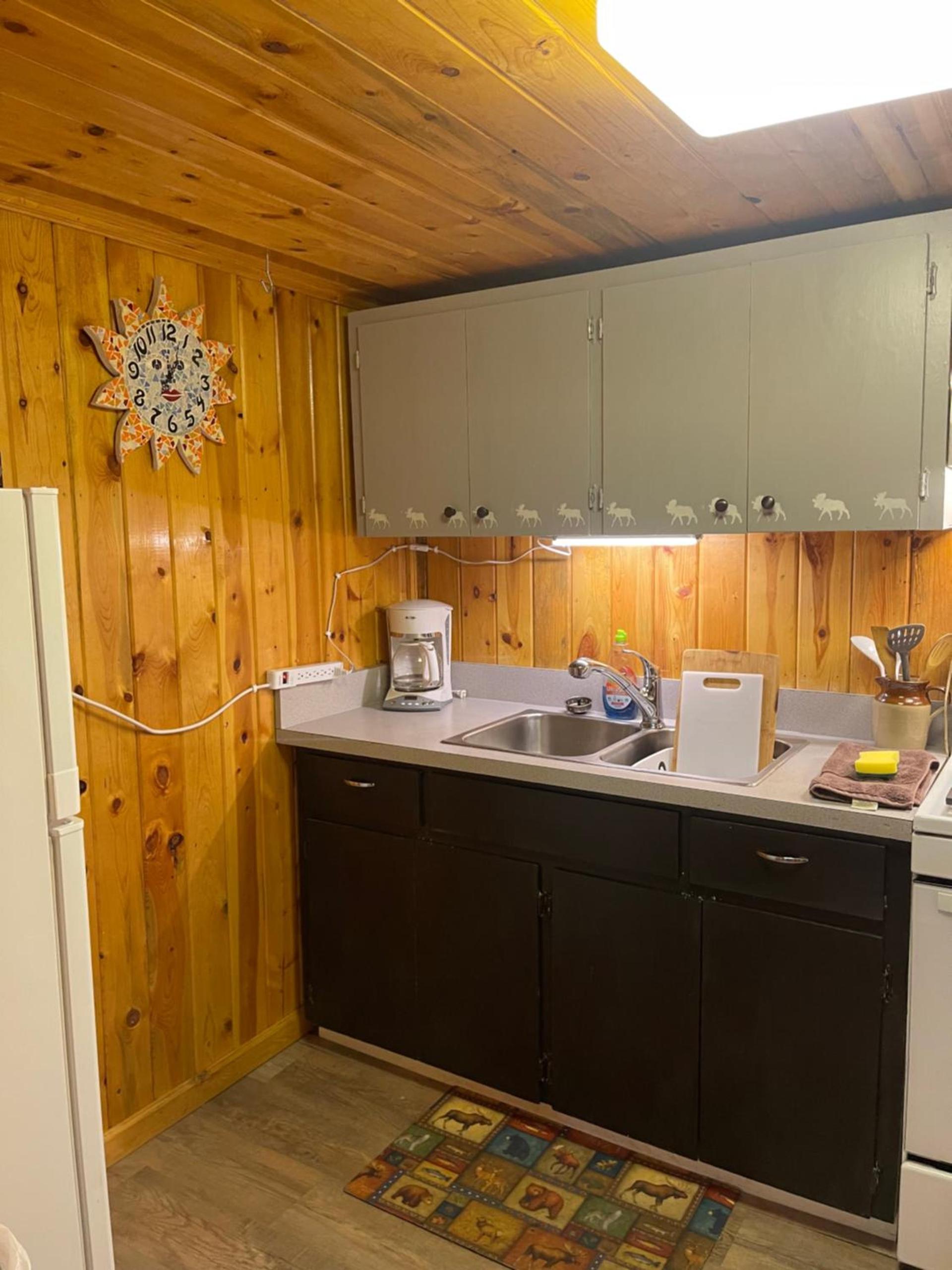 Carlo Creek Cabins photo 73