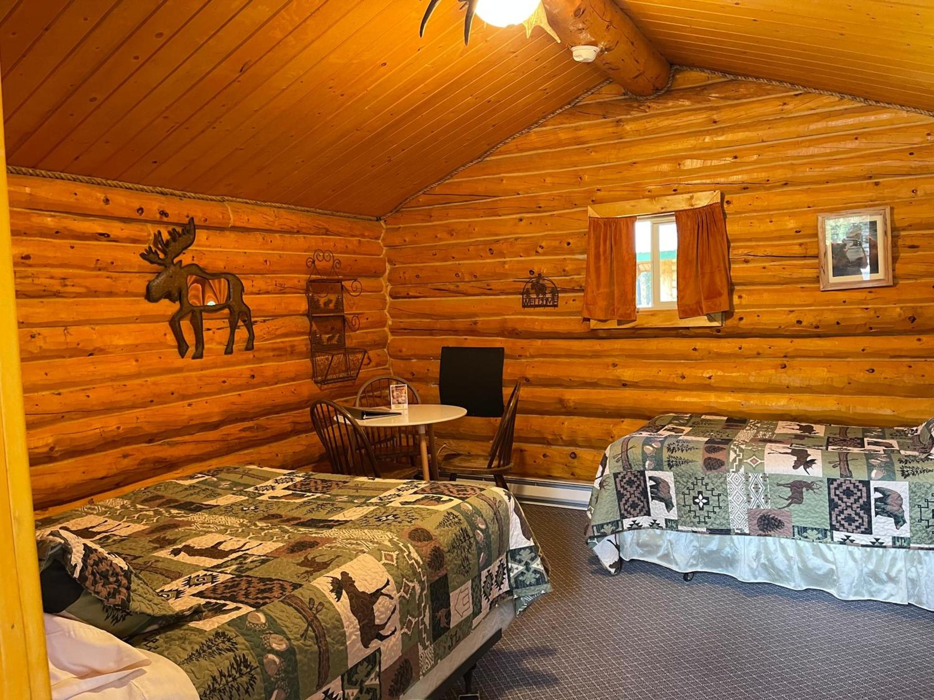 Carlo Creek Cabins photo 67