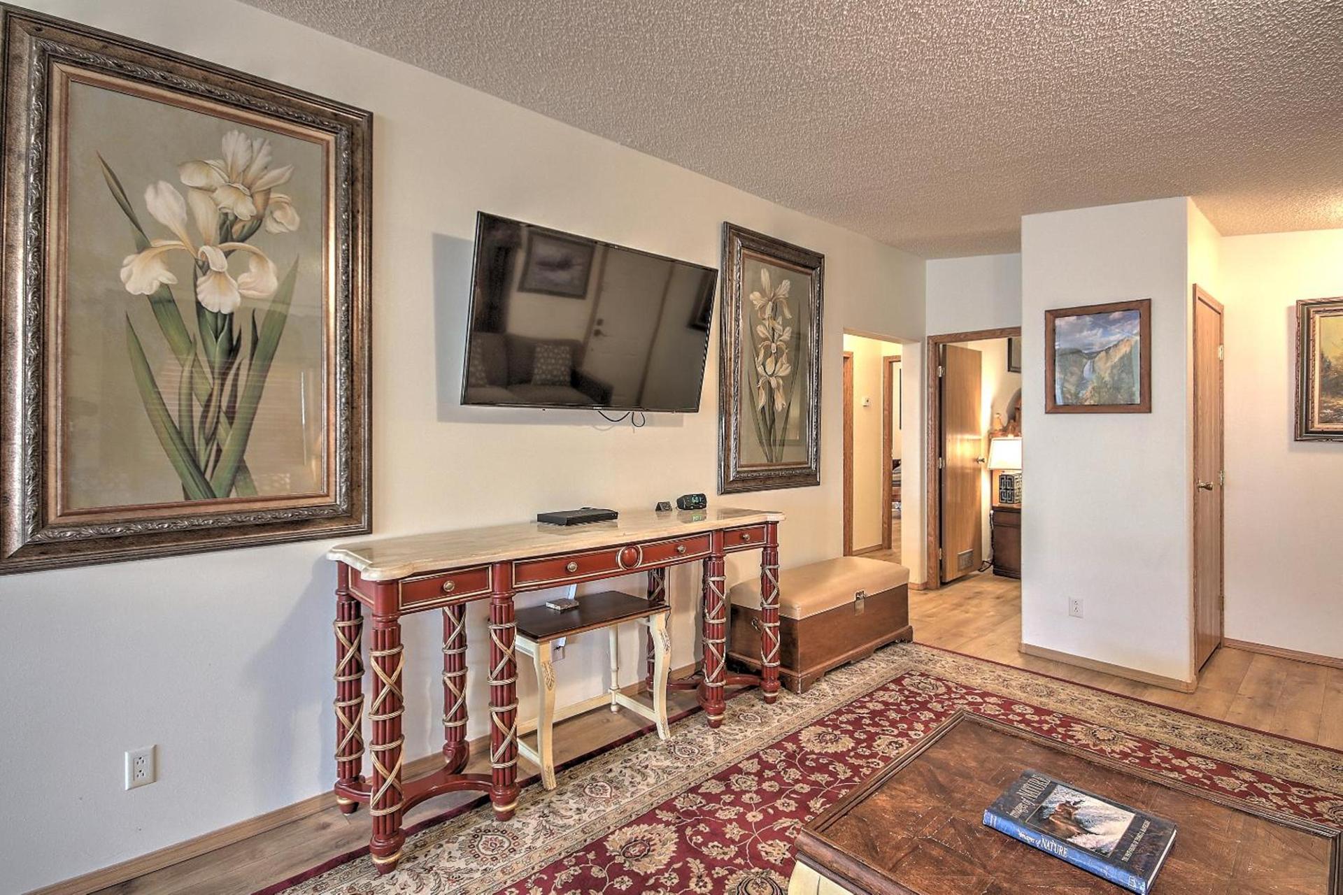 Yellowstone Gateway Inn photo 53